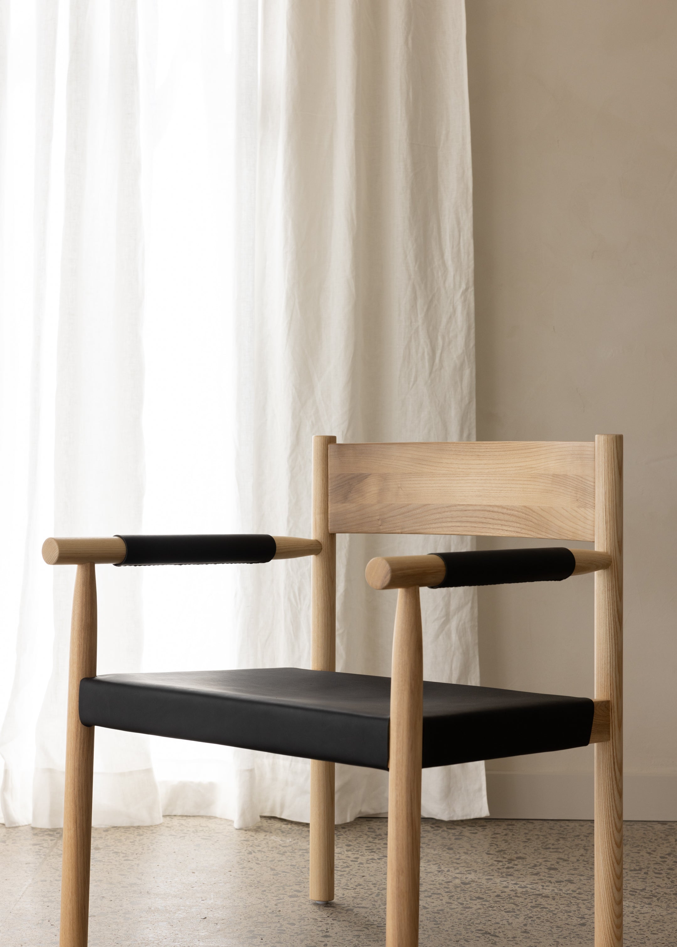 Mister Occasional Chair / Vege Tan Leather / Black