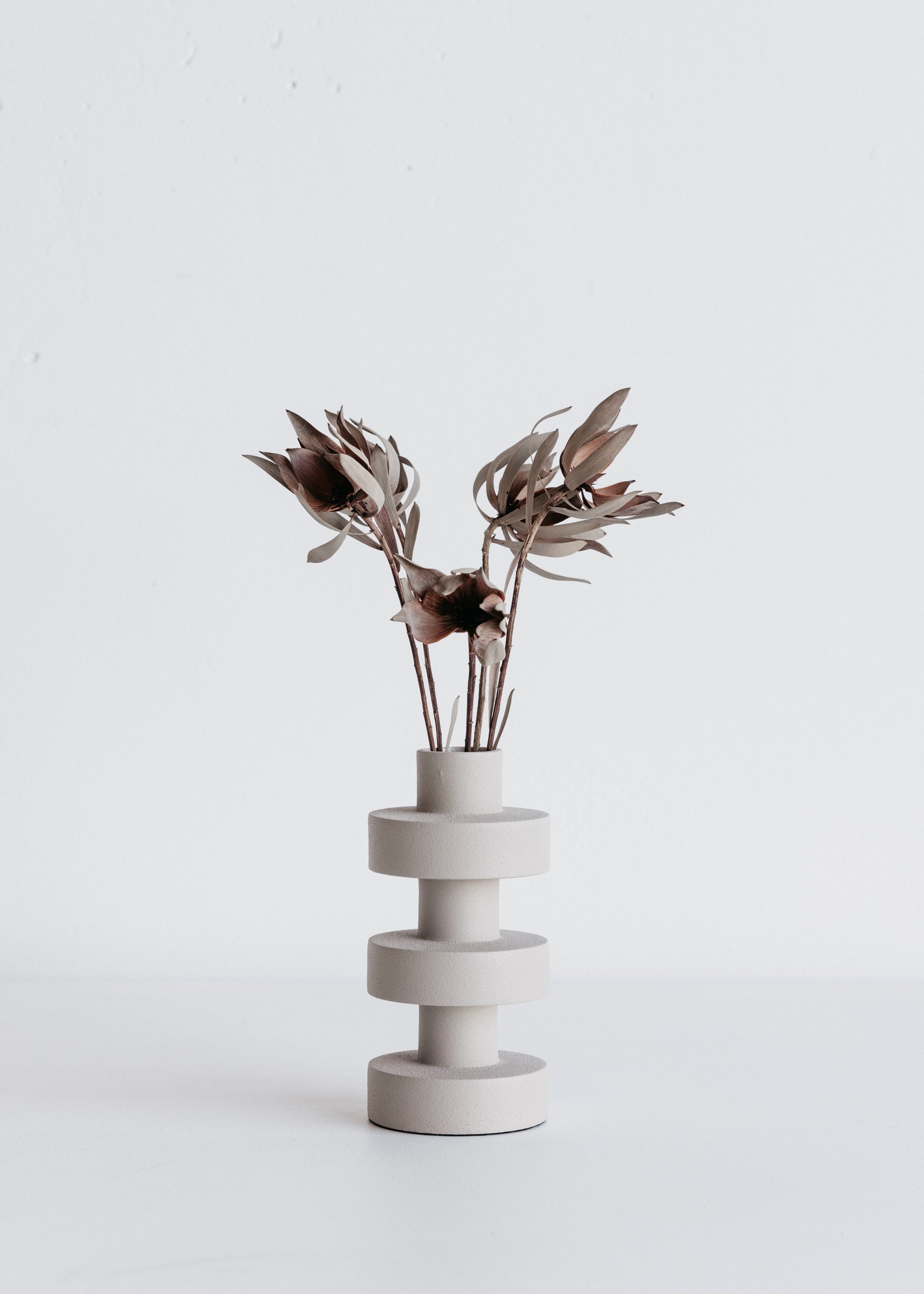 Textured Vase / Natural