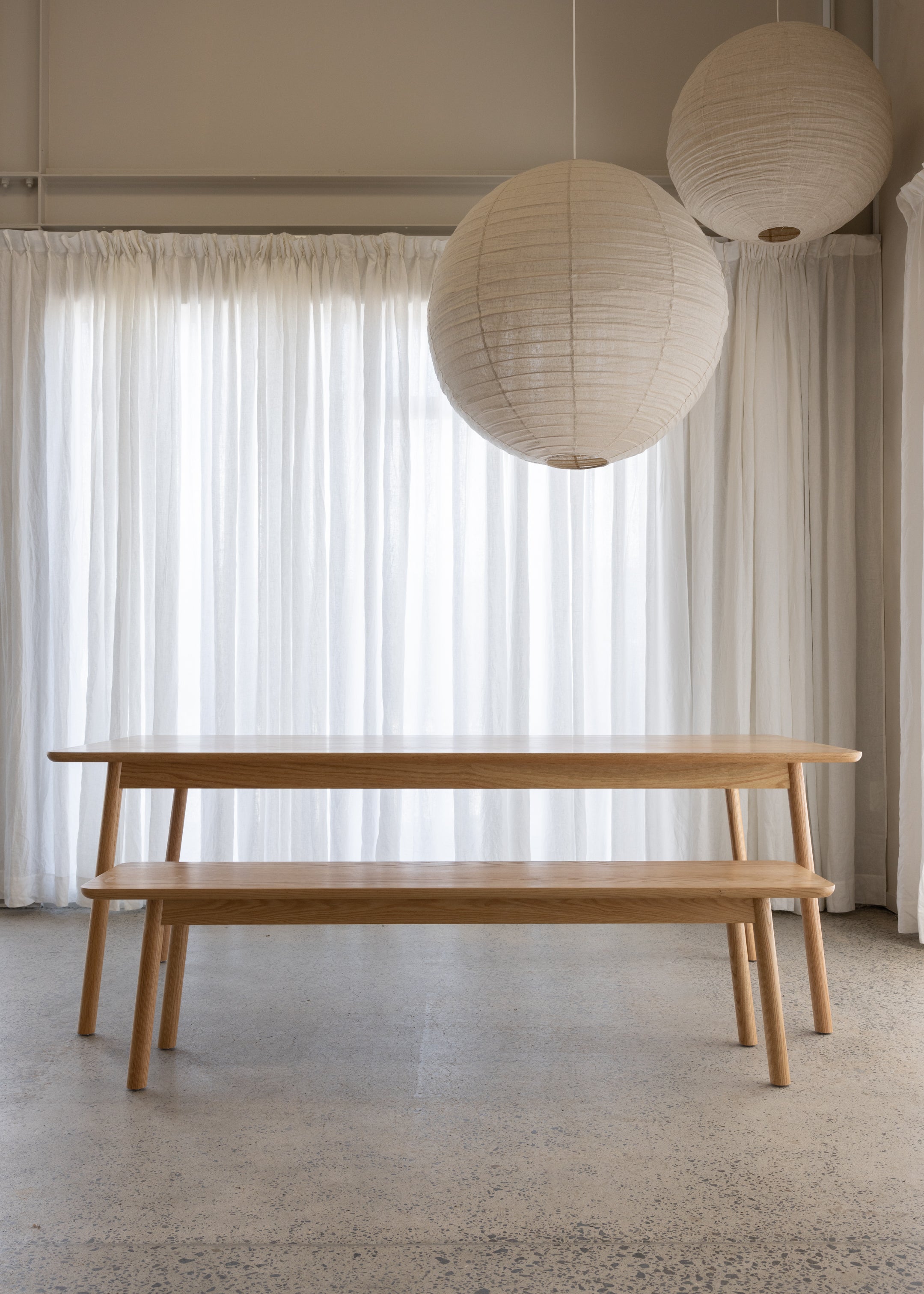 Radial Dining Table / Oak