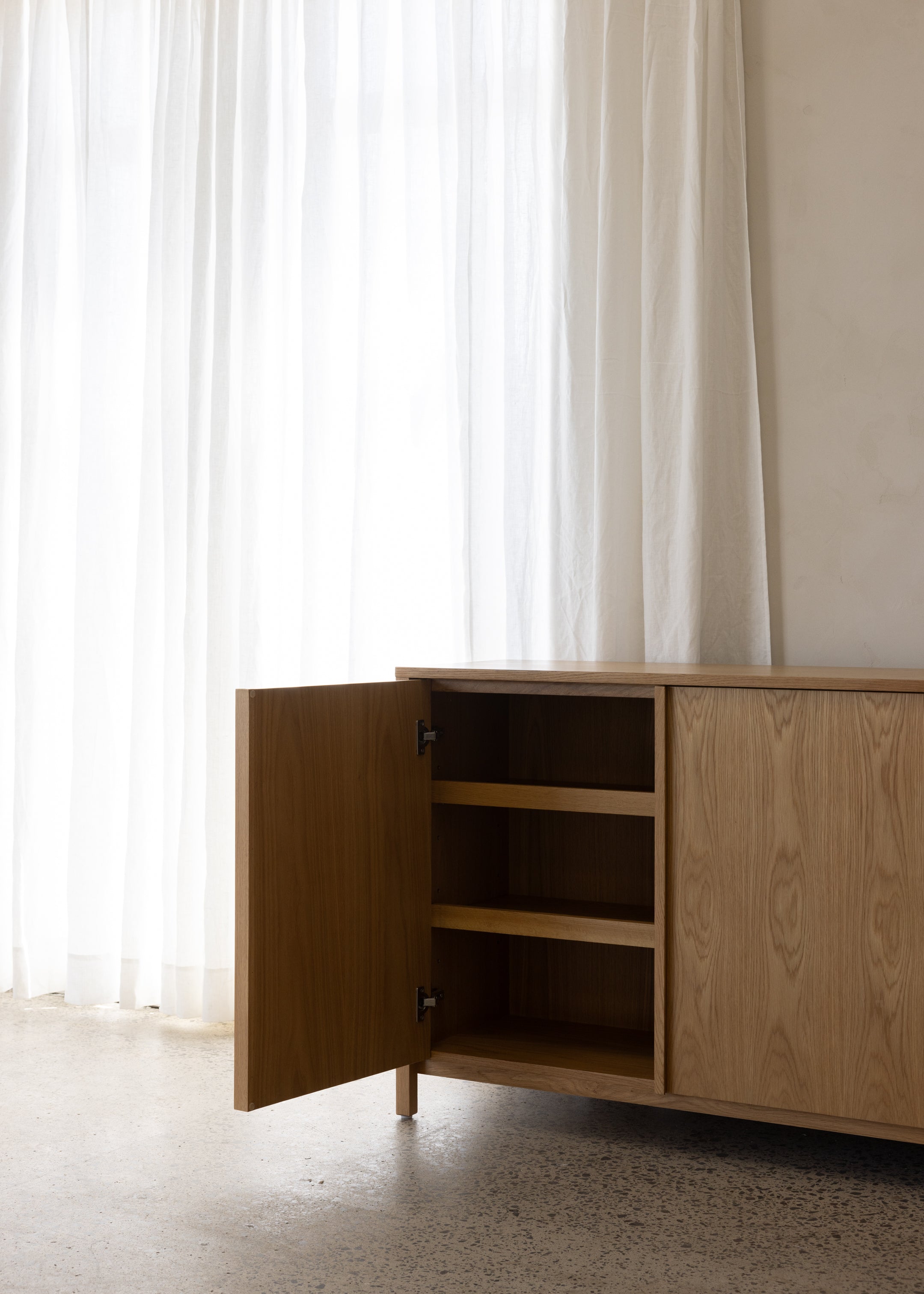 Craft Buffet / Oak