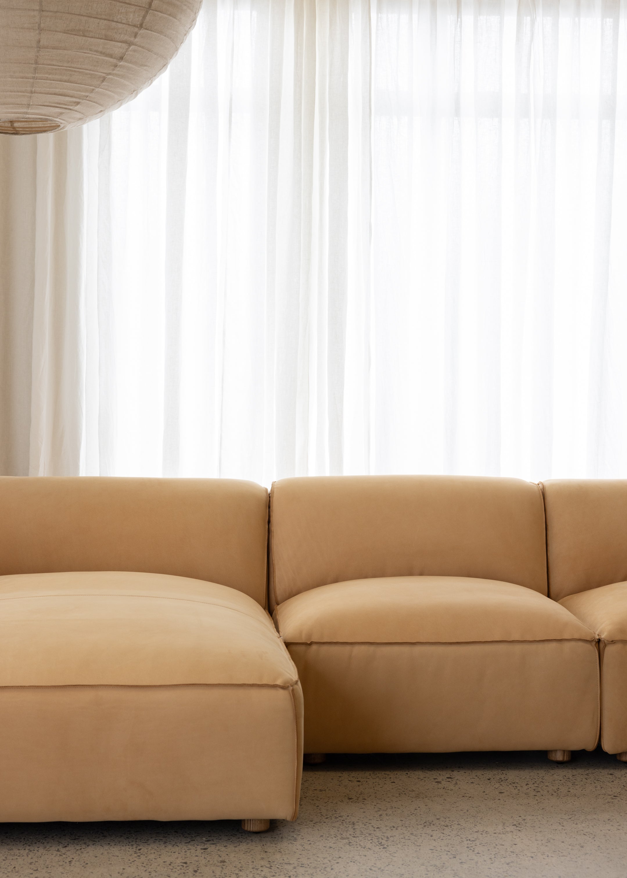 Brownsville L Sofa Right With Armrests / Leather / Camel