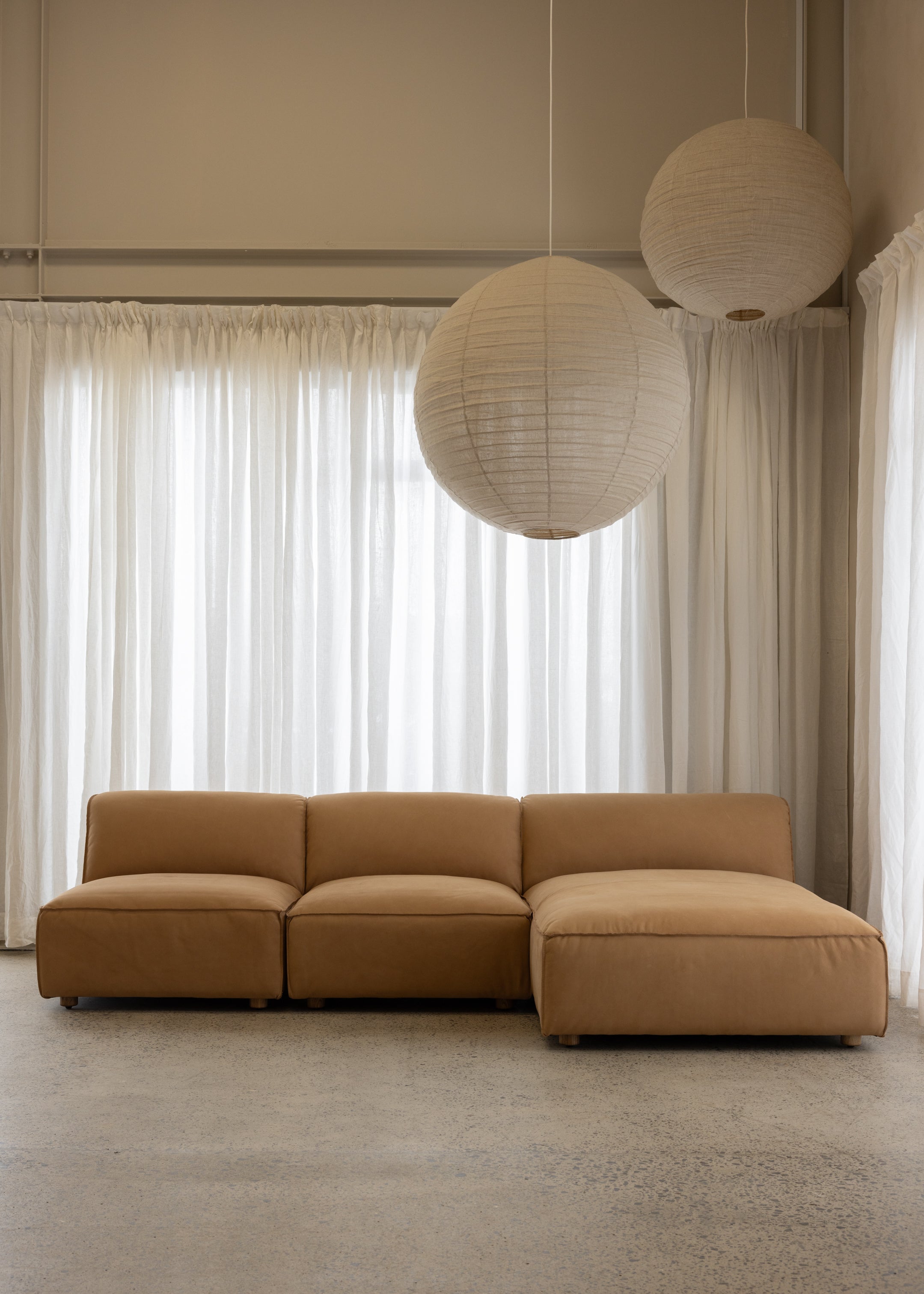 Brownsville L Sofa Left / Leather / Latte