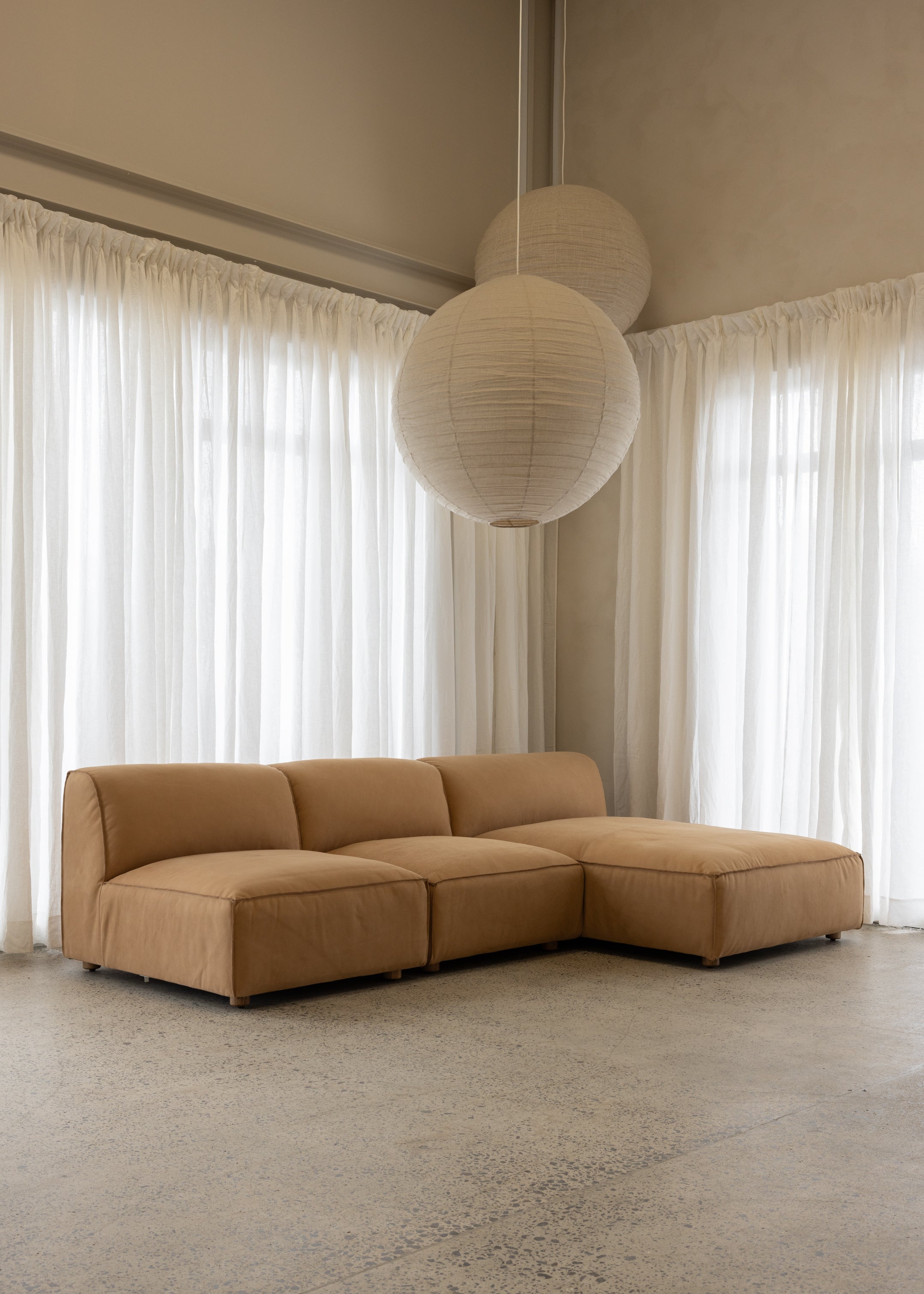 Brownsville L Sofa Left / Leather / Latte