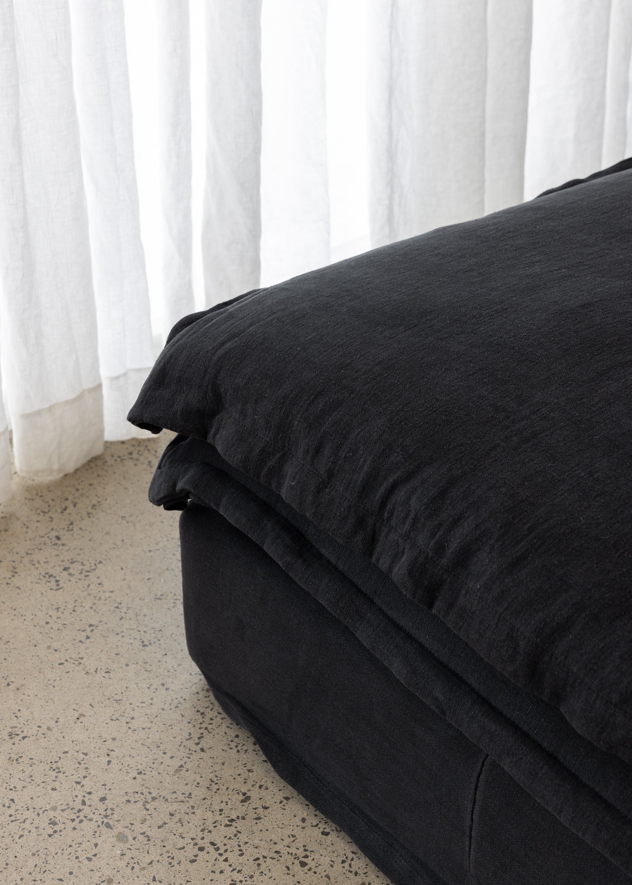 Mia Modular Linen Sofa / Ash
