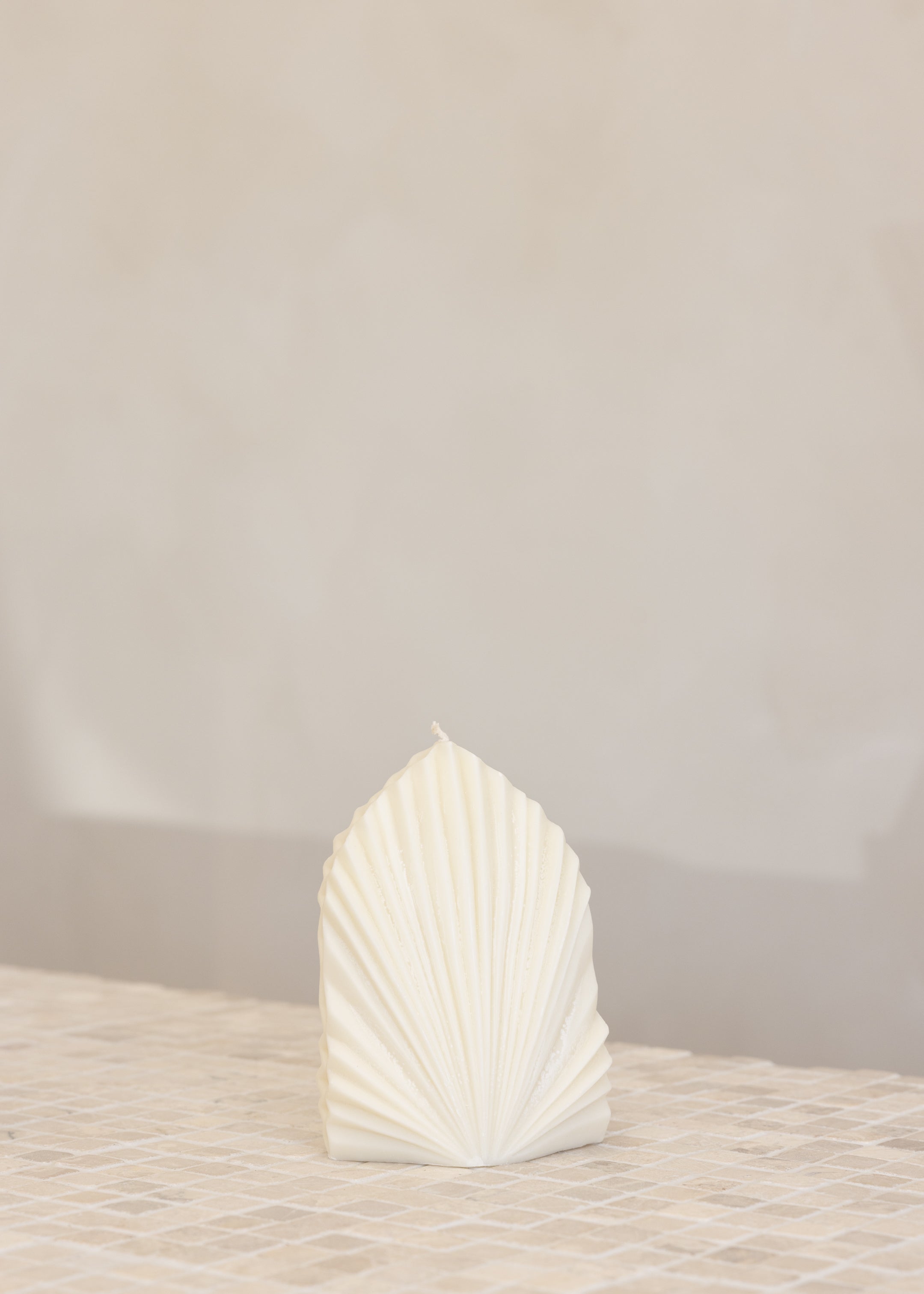 Palm Candle / White