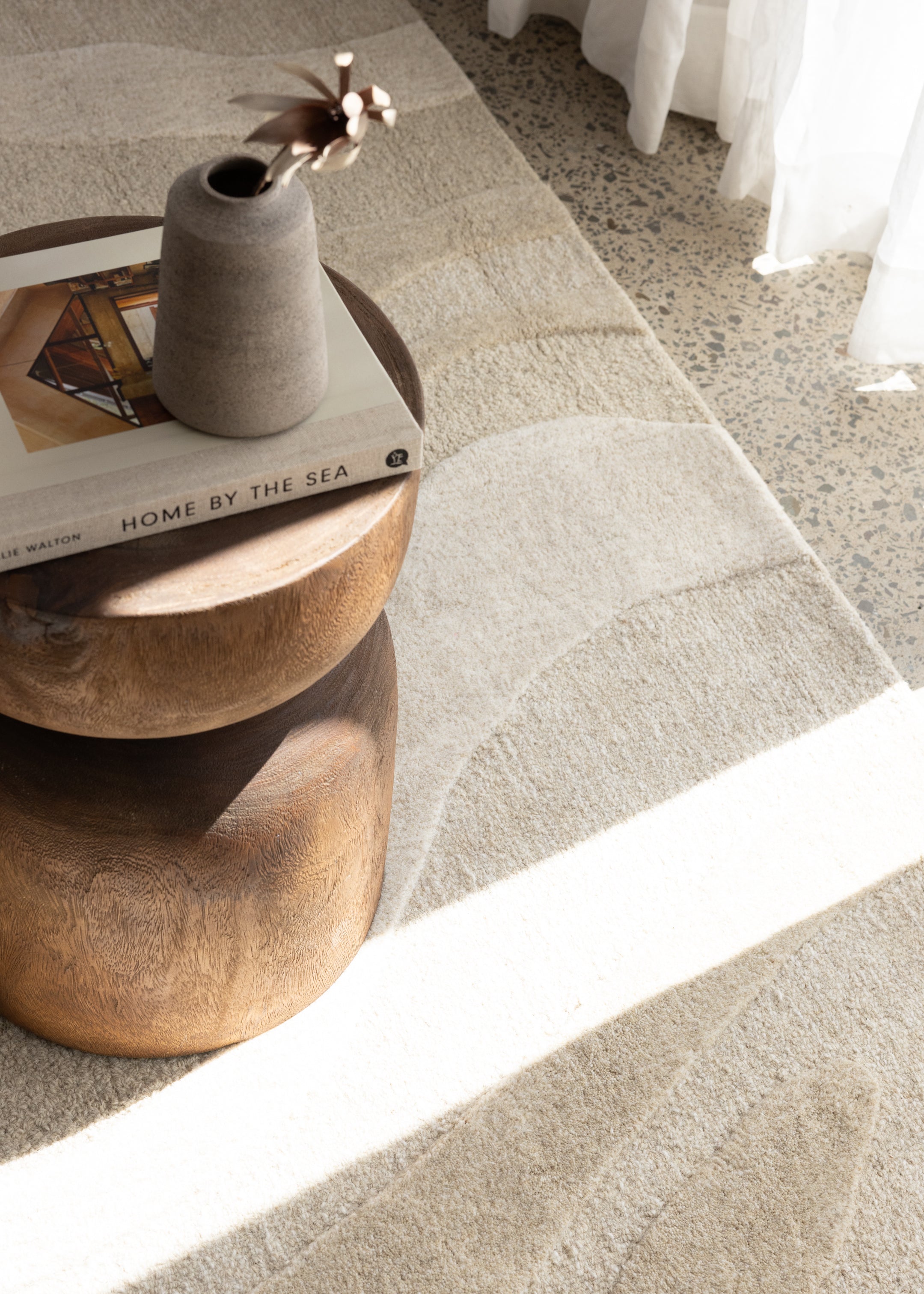 Shoreline Floor Rug / Sand