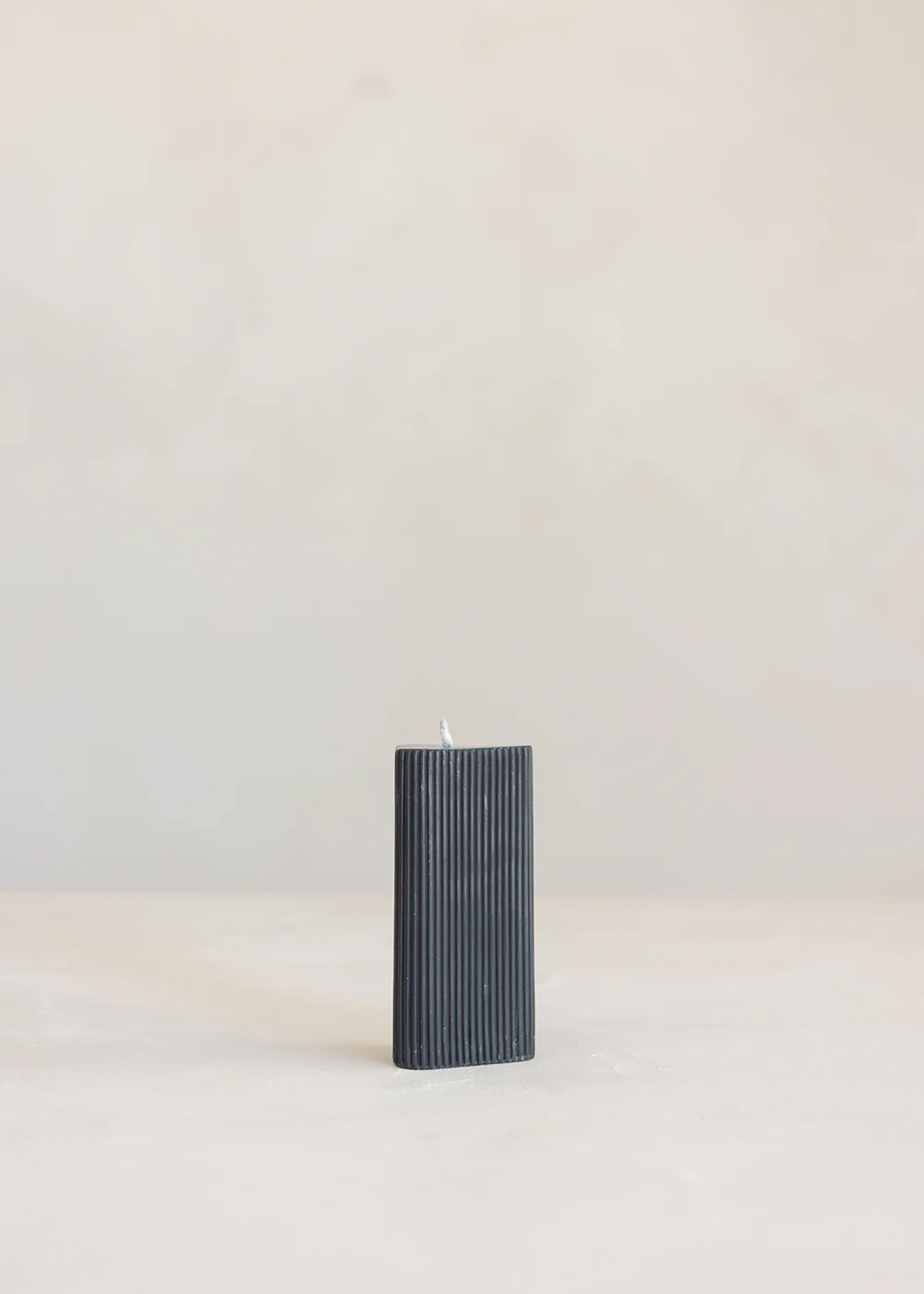 Helix Pillar Candle / Black
