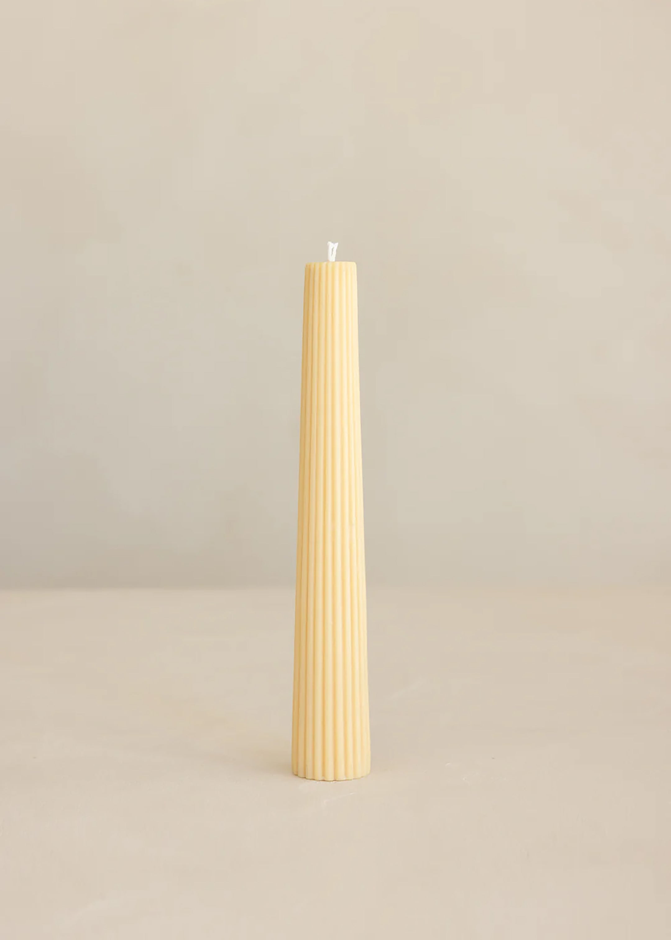 Tapered Lone Pillar Candle / Gold