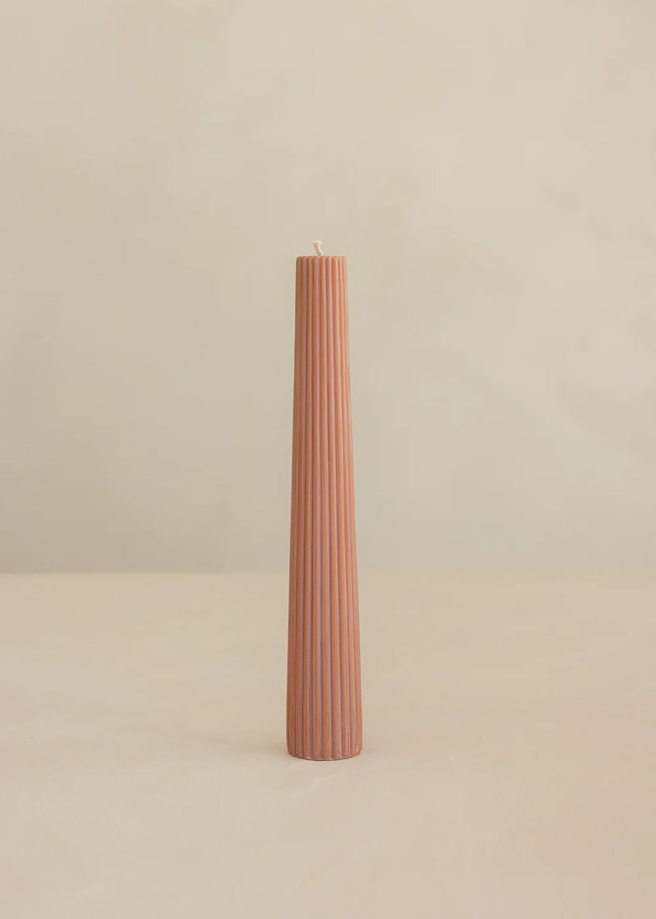 Tapered Lone Pillar Candle / Cognac