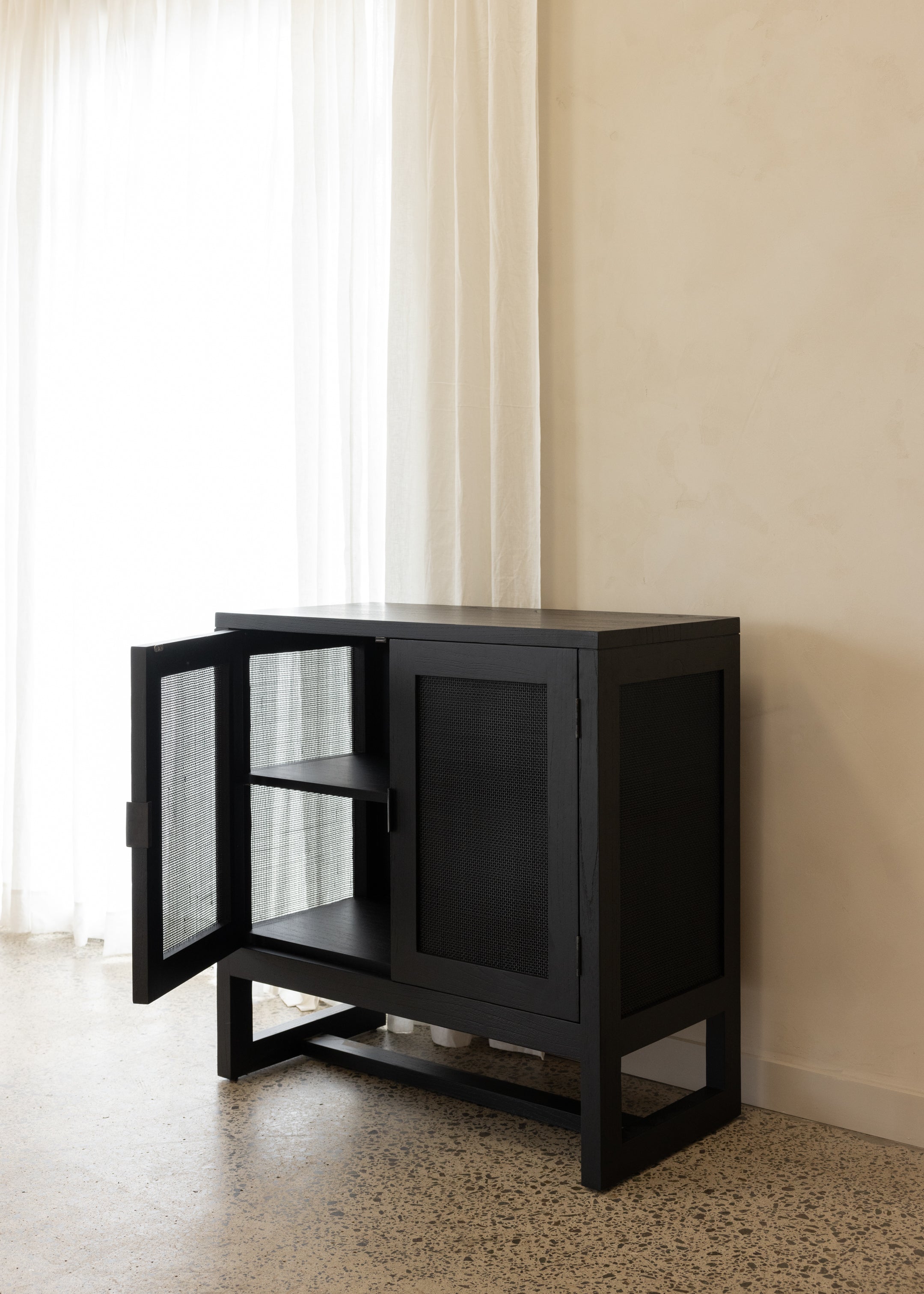 Alba Cabinet / Black