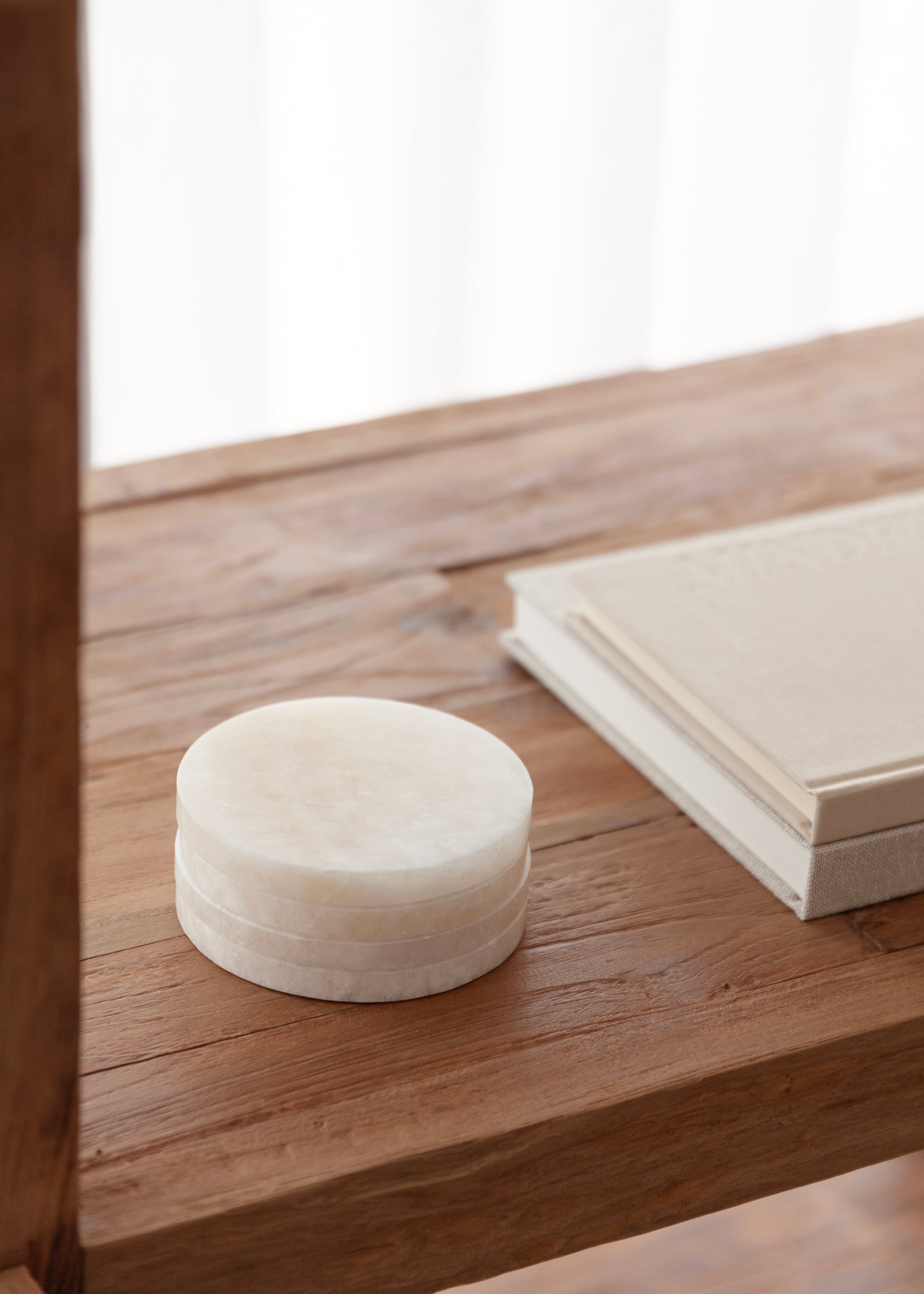 Lima Onyx Coaster Set Of 4 / Ivory