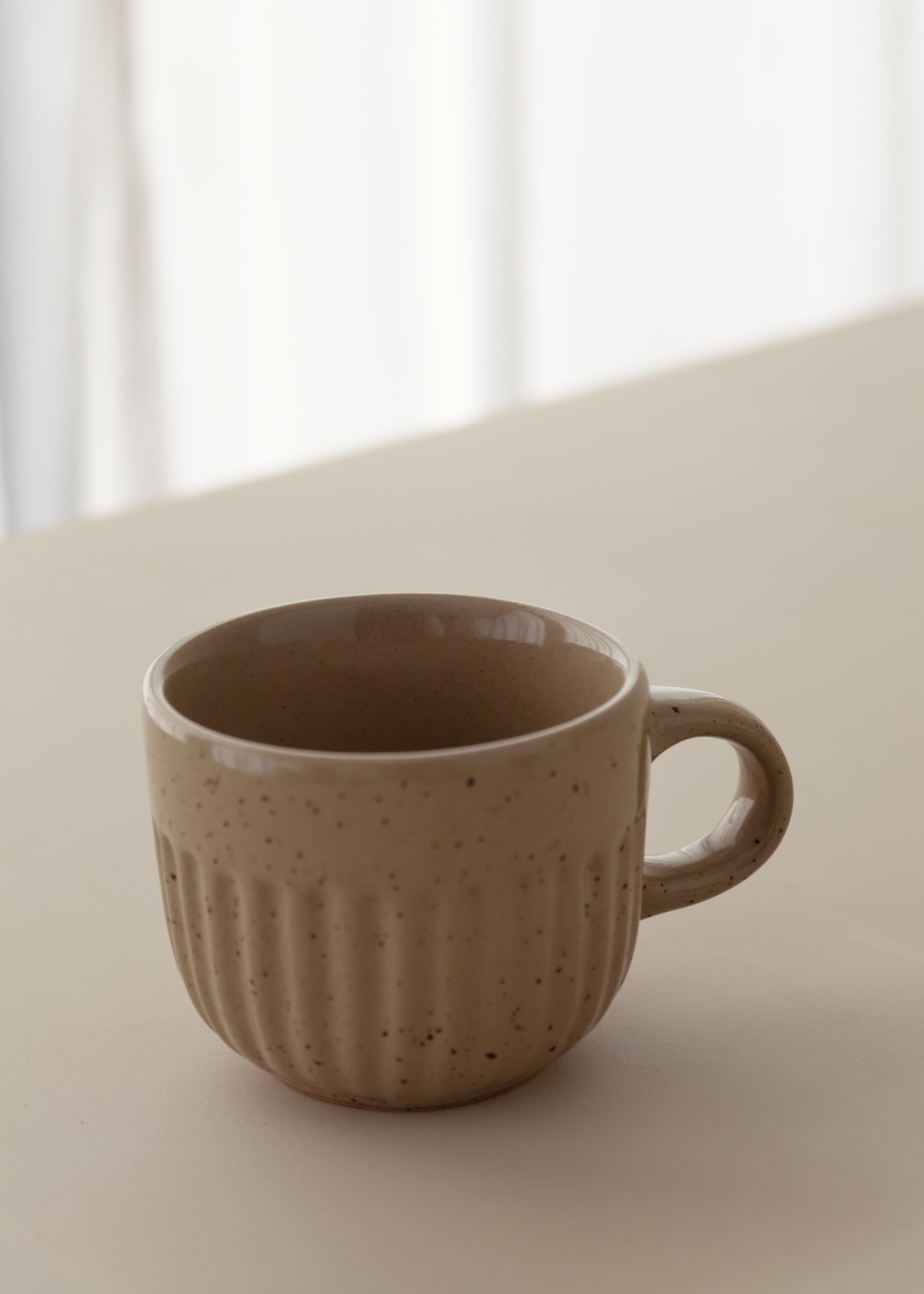 Meru Cup / Speckled Cream