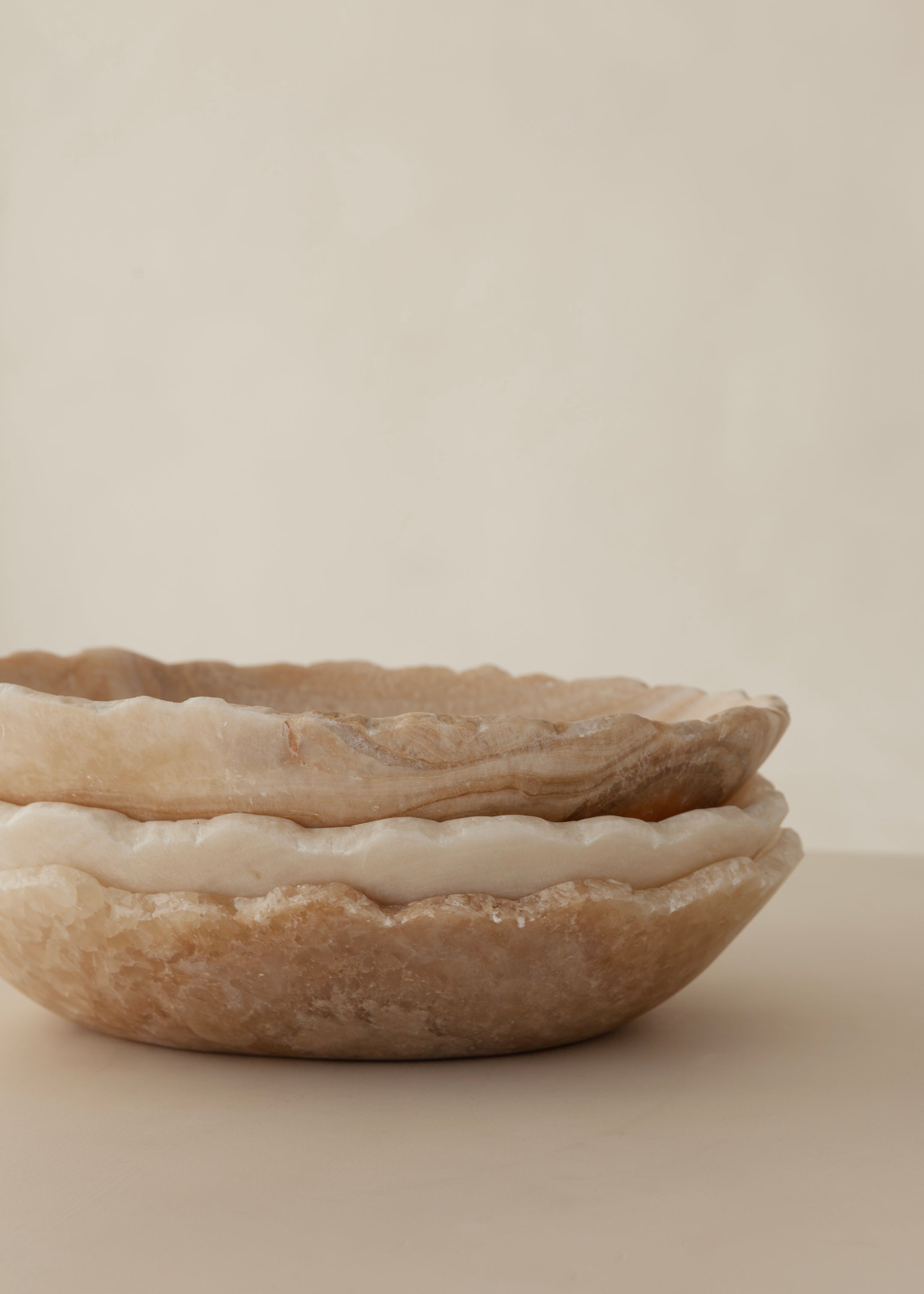 Miya Onyx Bowl / Ivory