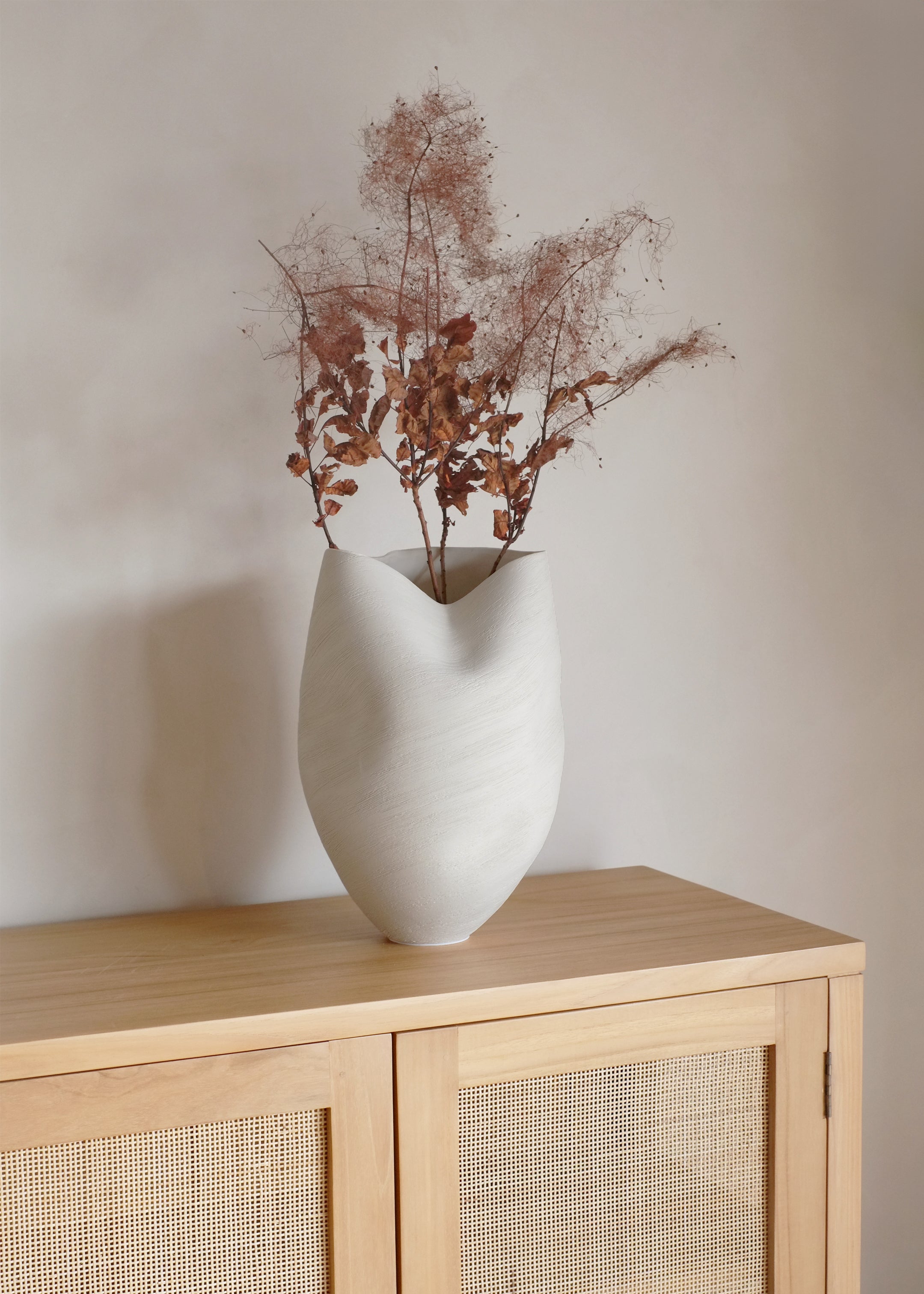 Morph Vase / Ivory