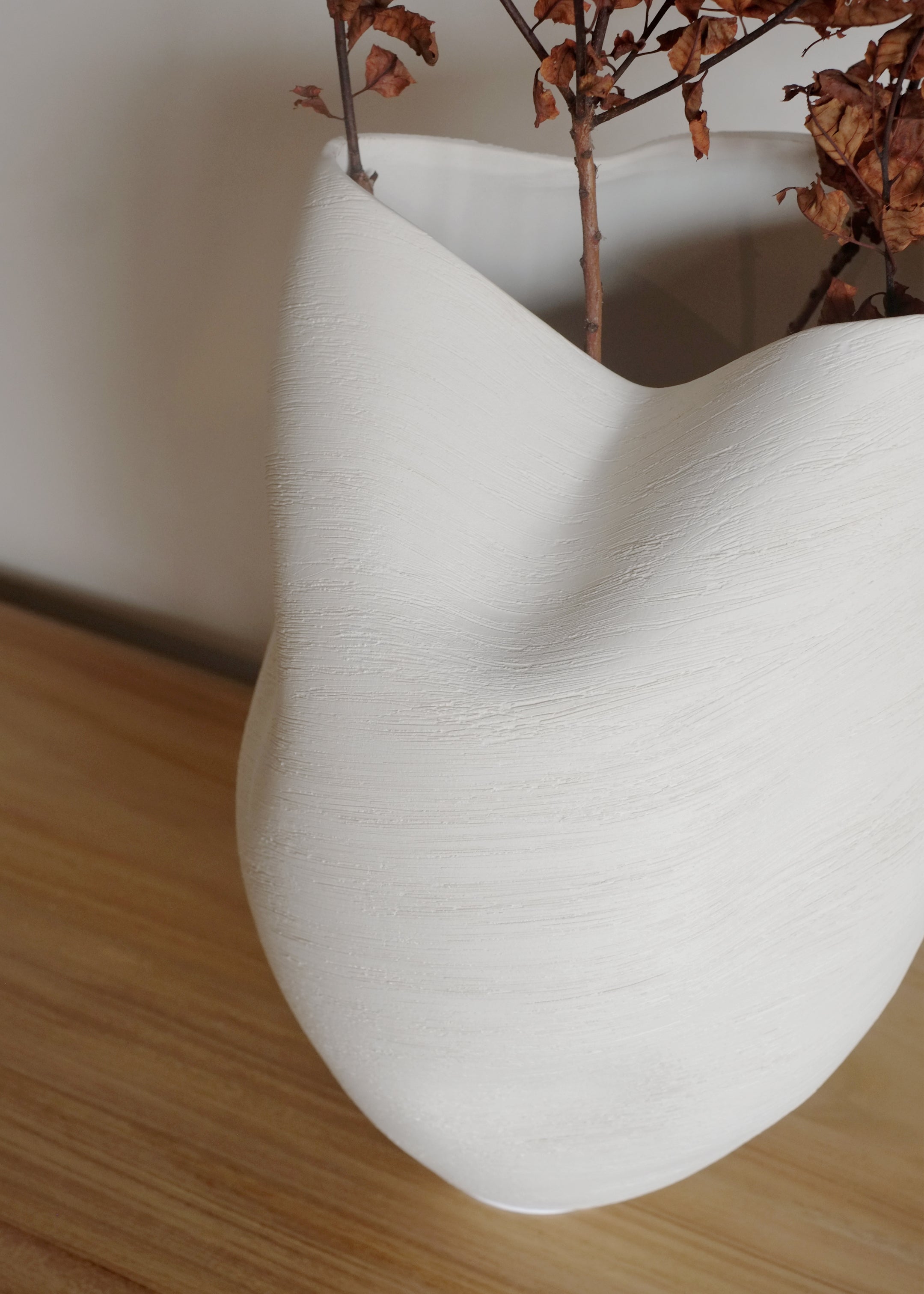 Morph Vase / Ivory