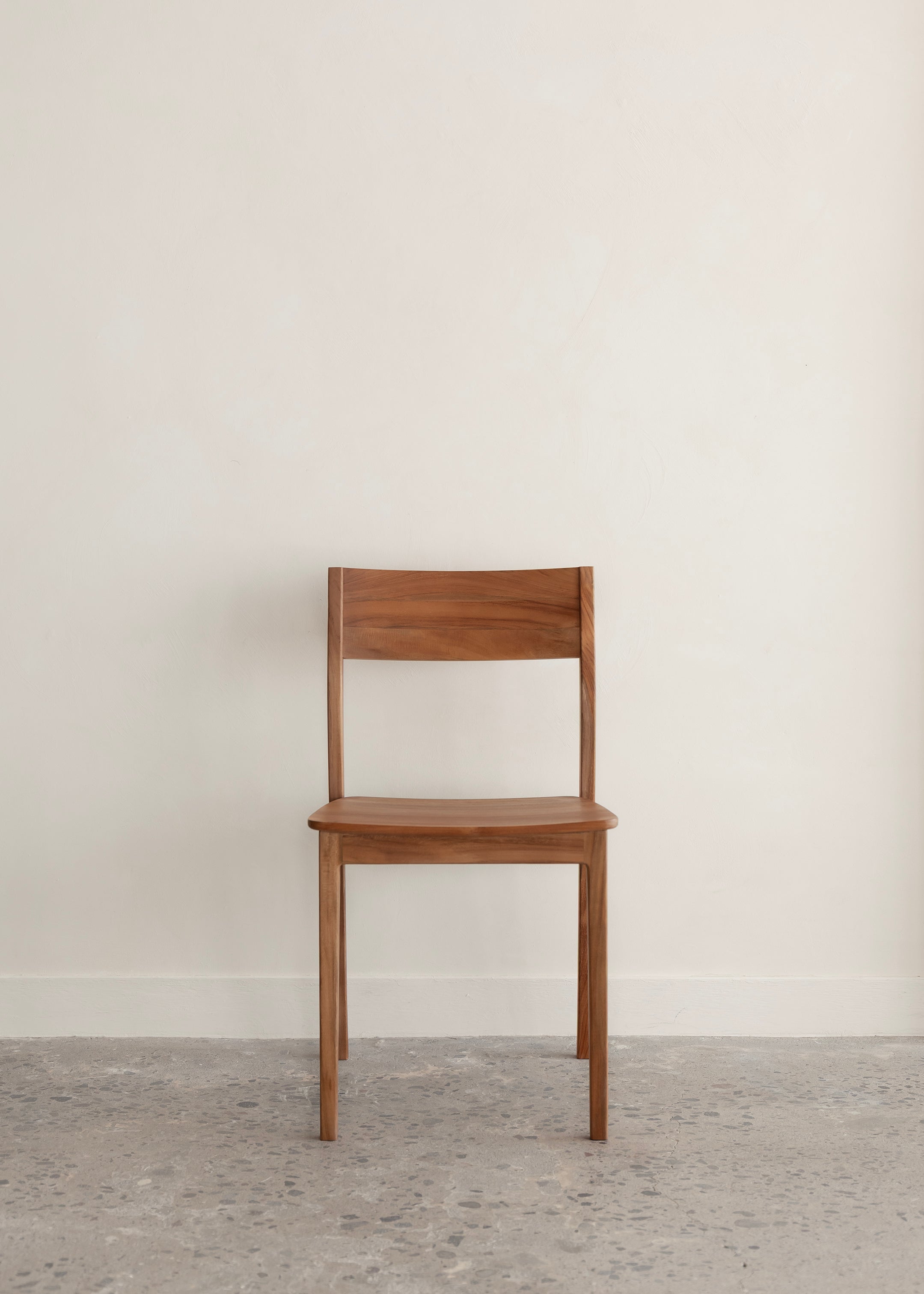 Mizu Dining Chair / Dark Teak