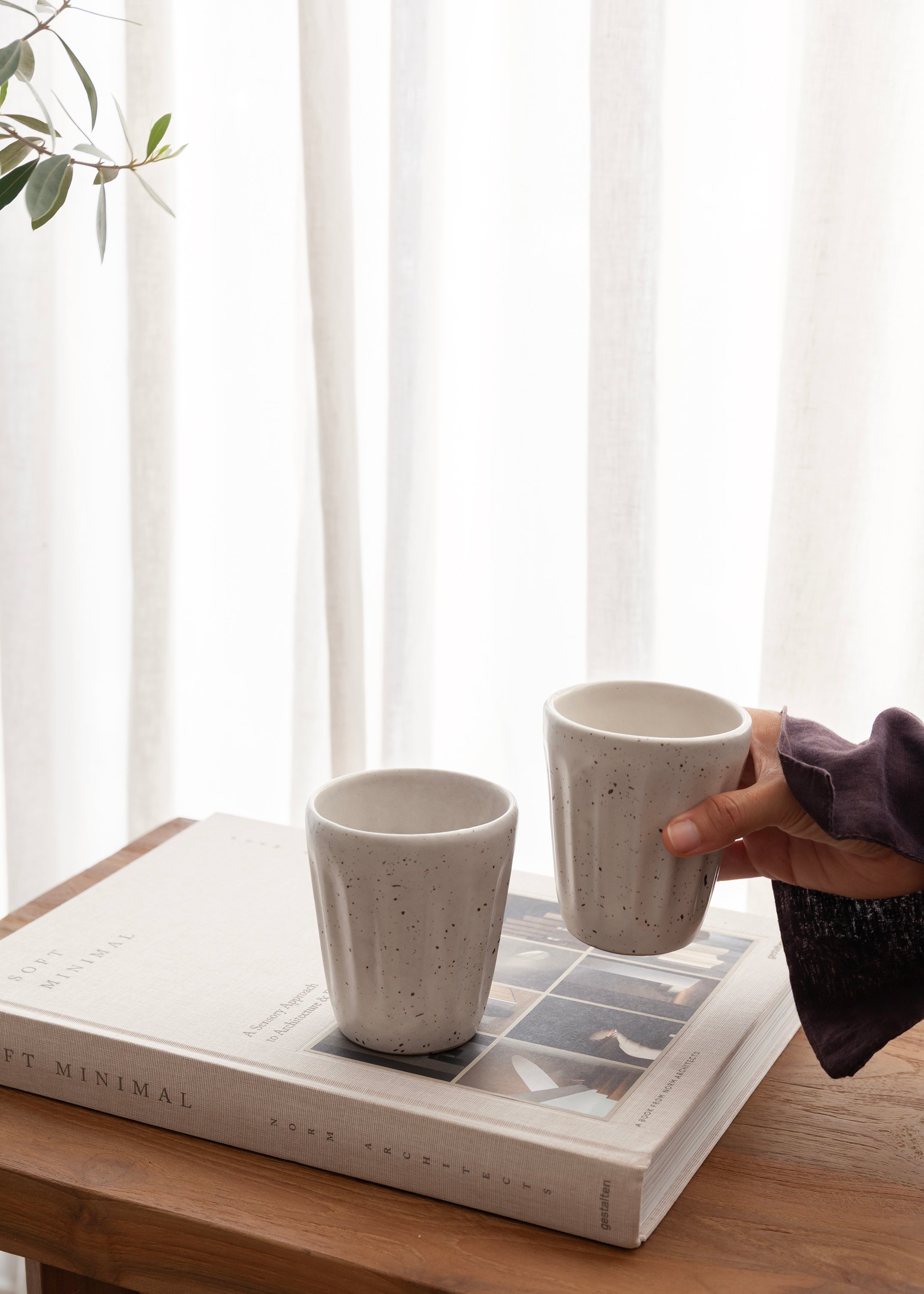 Nila Cup Set of 2 / Speckled White