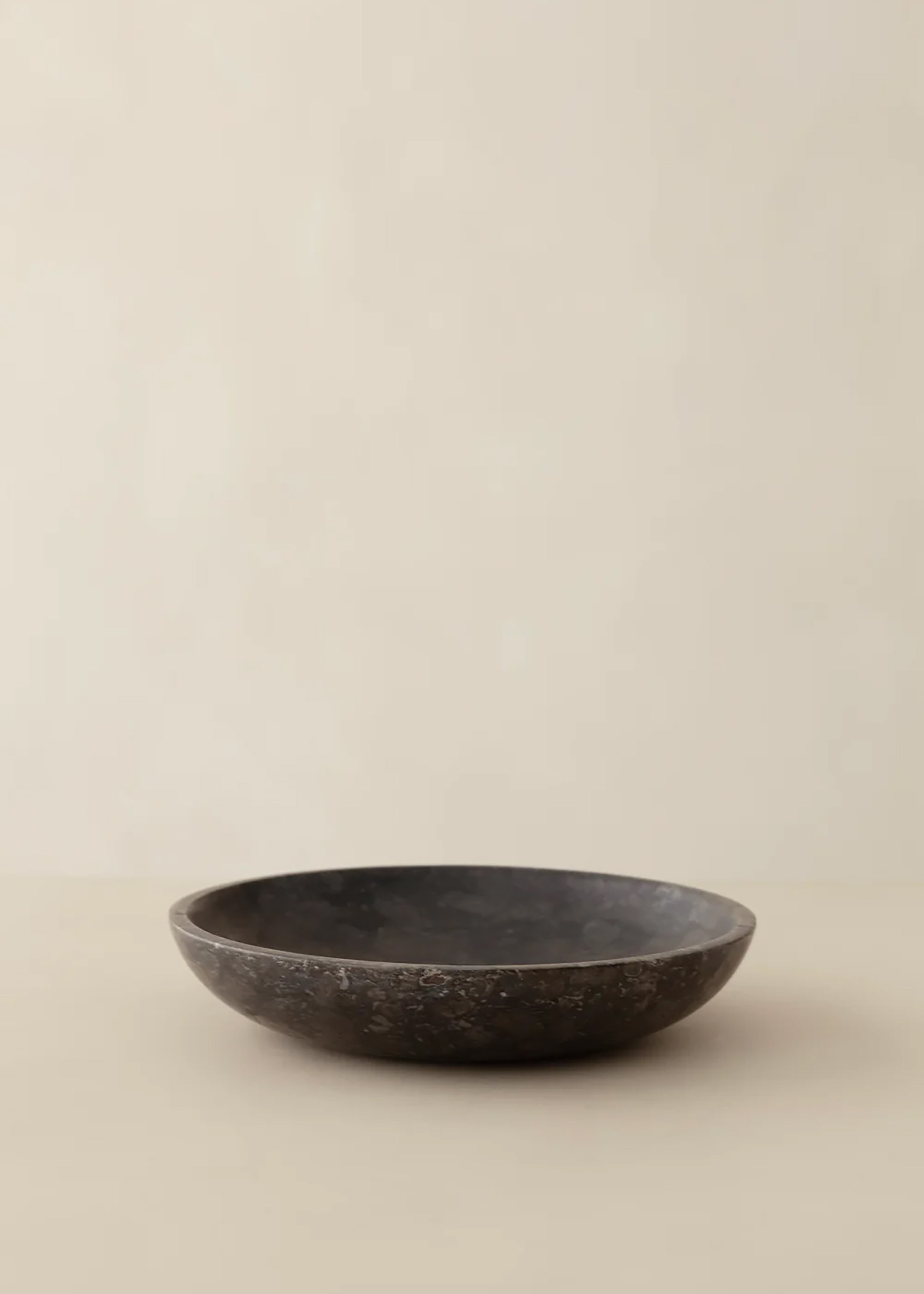 Nuru Marble Bowl / Black
