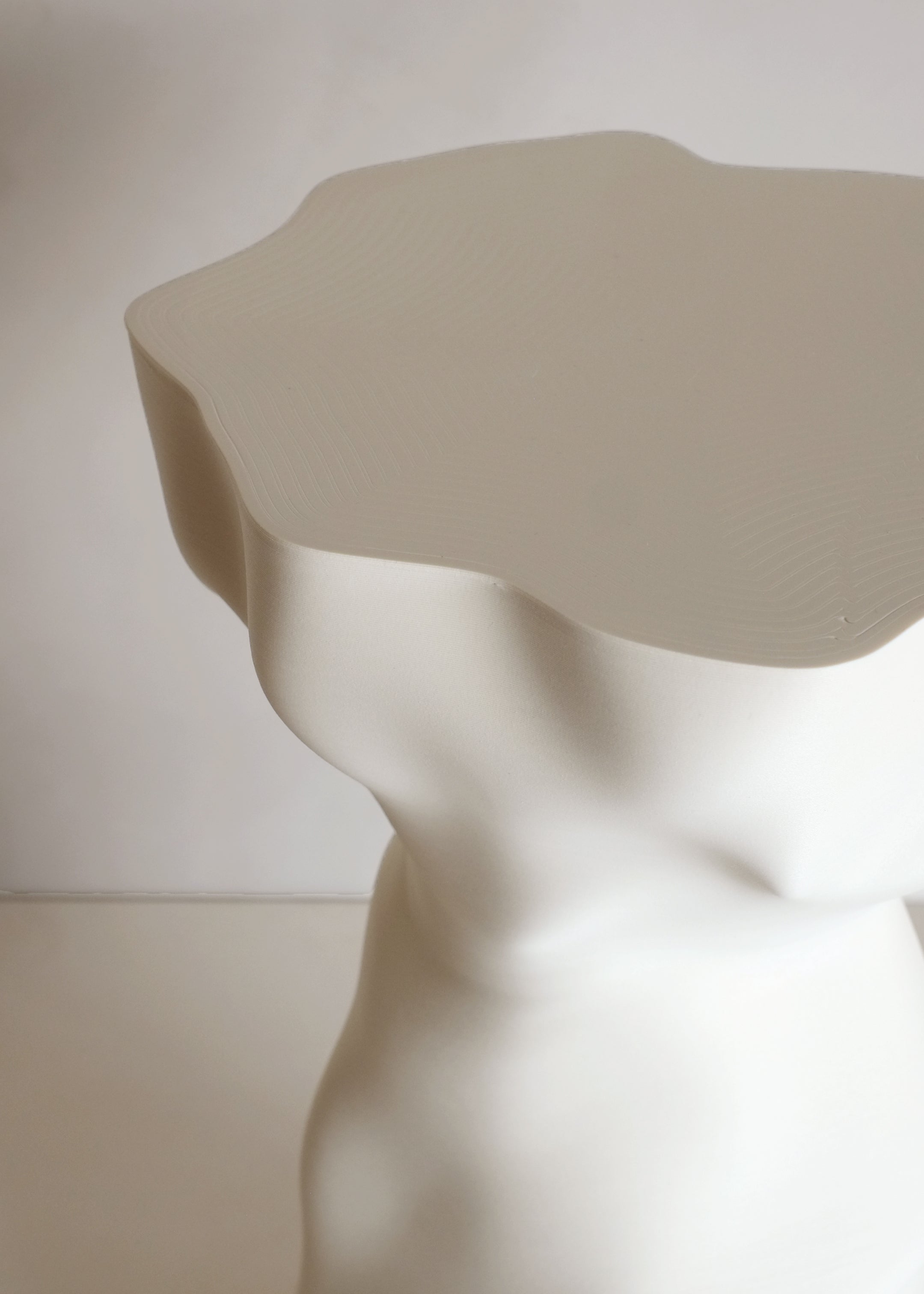 Noise Side Table / Eggshell