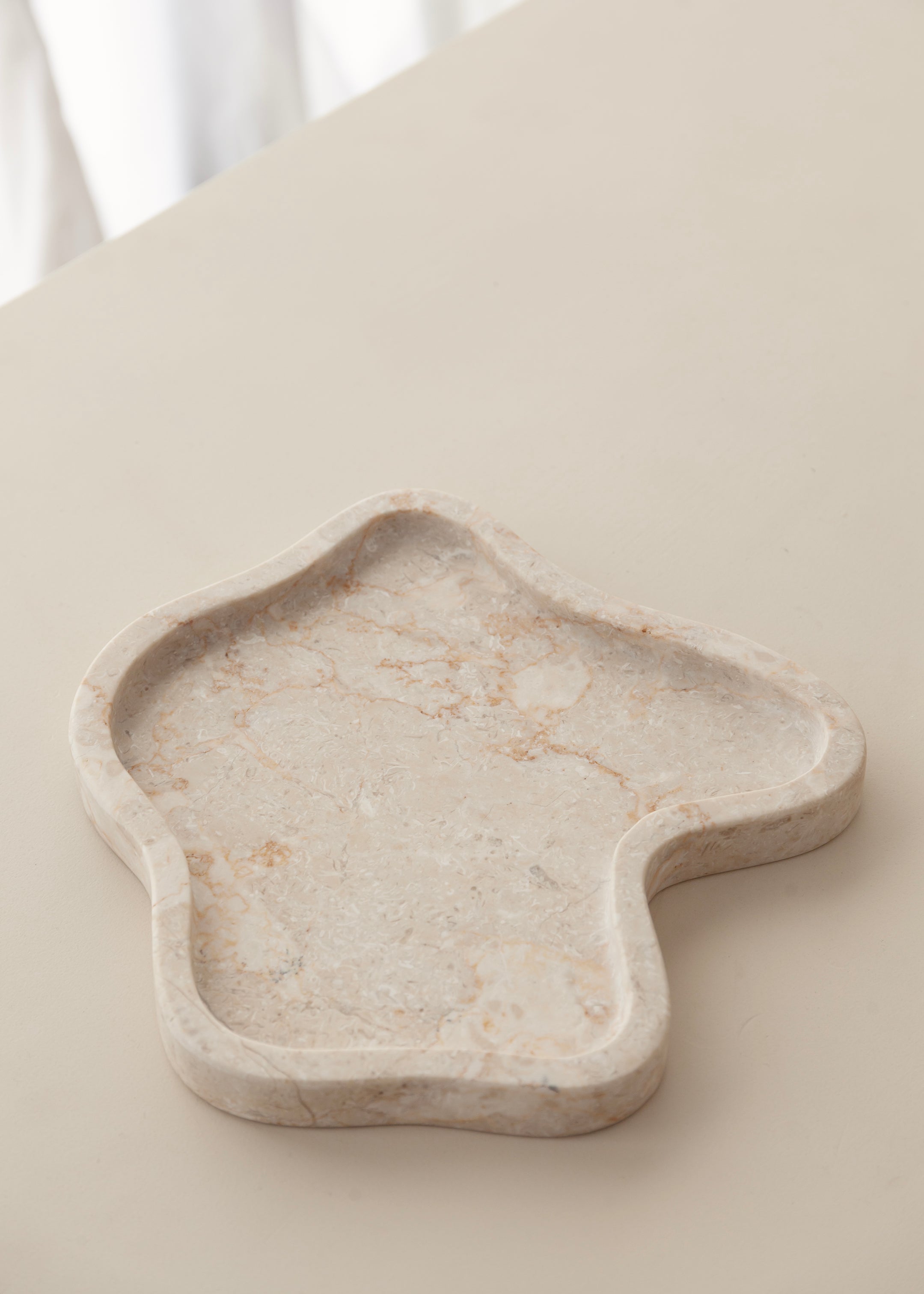 Oda Marble Tray / Cream