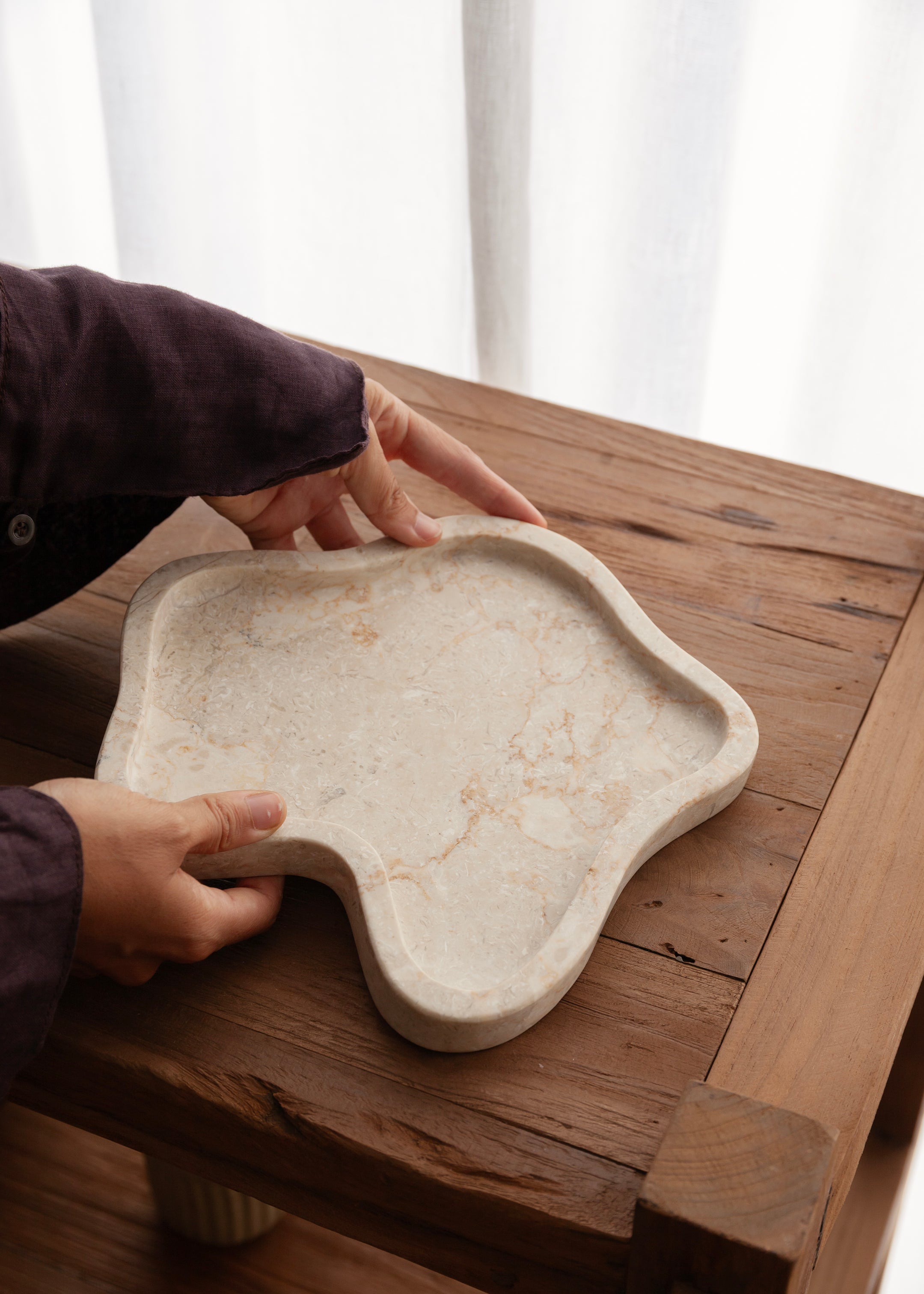 Oda Marble Tray / Cream