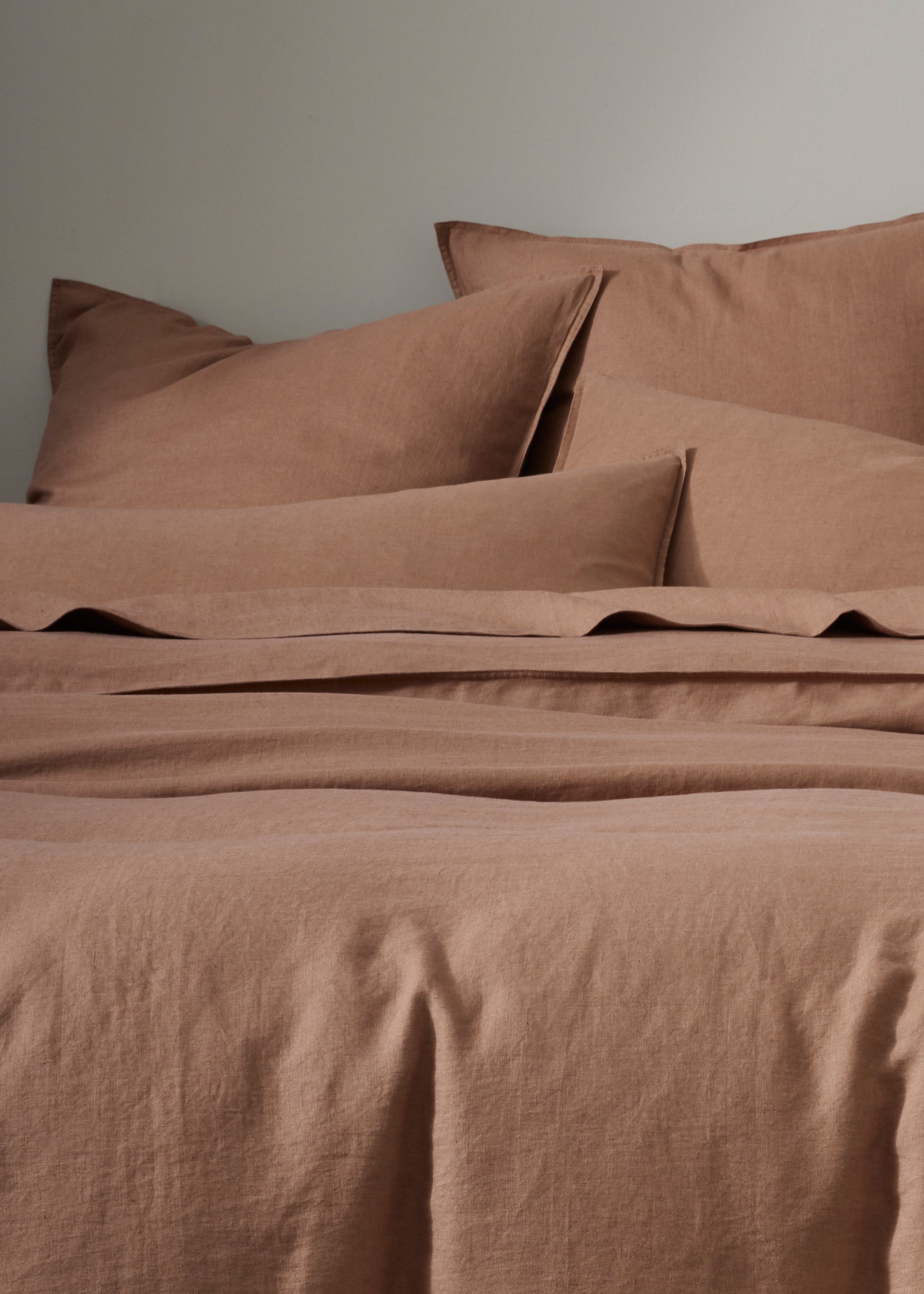 Ravello Flat Sheet / Biscuit