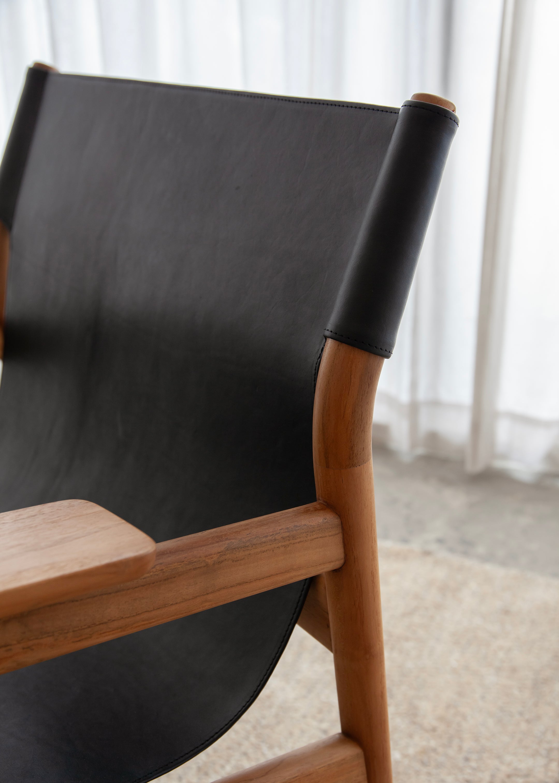 Sana Leather Chair / Black