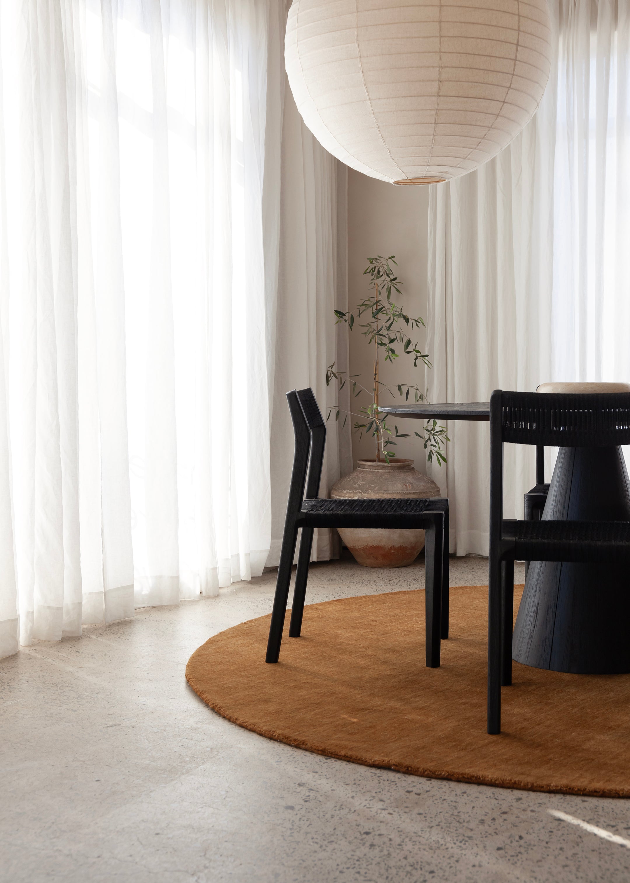 Sandringham Floor Rug / Pecan 250cm