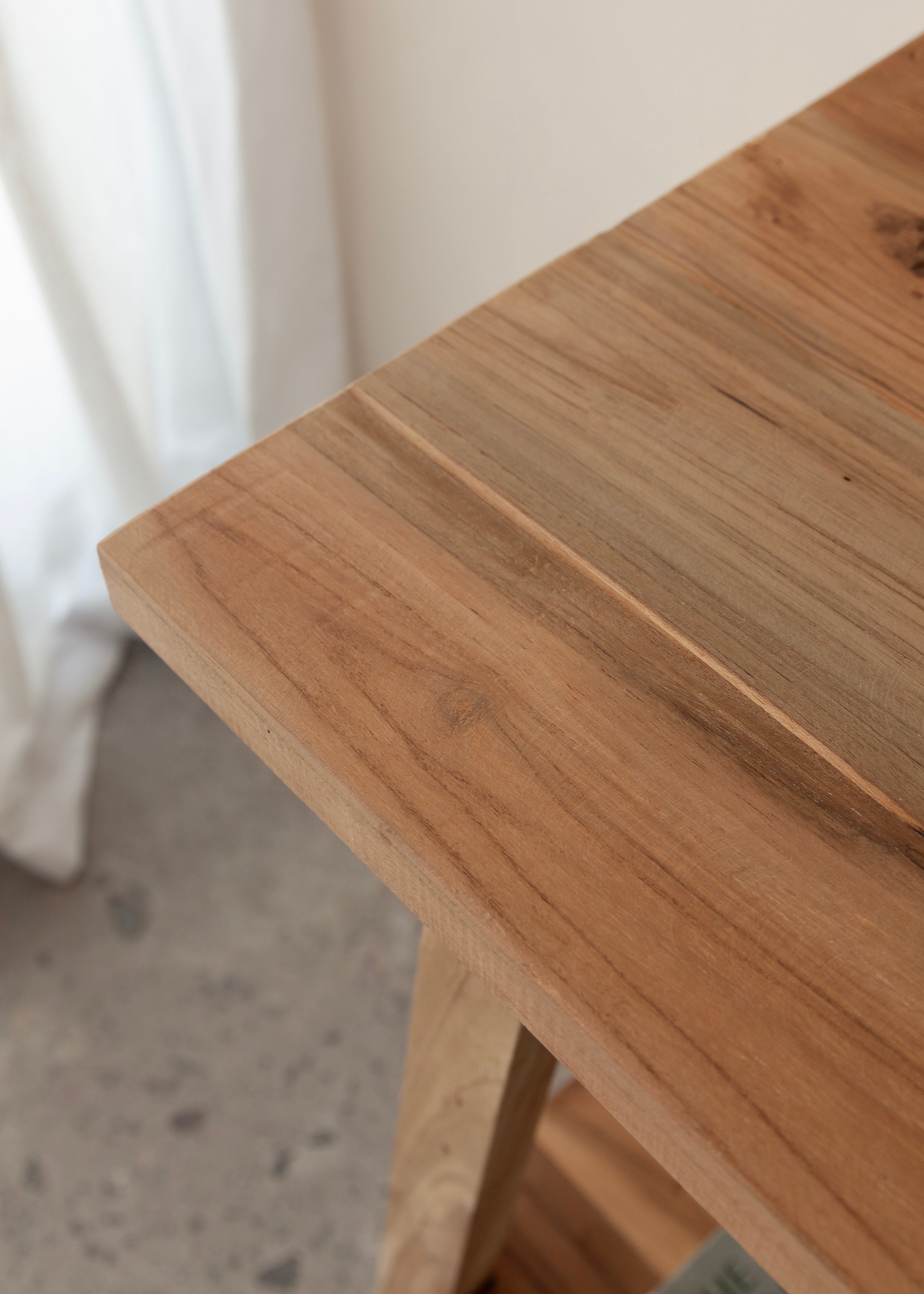 Sara Teak Console / Natural