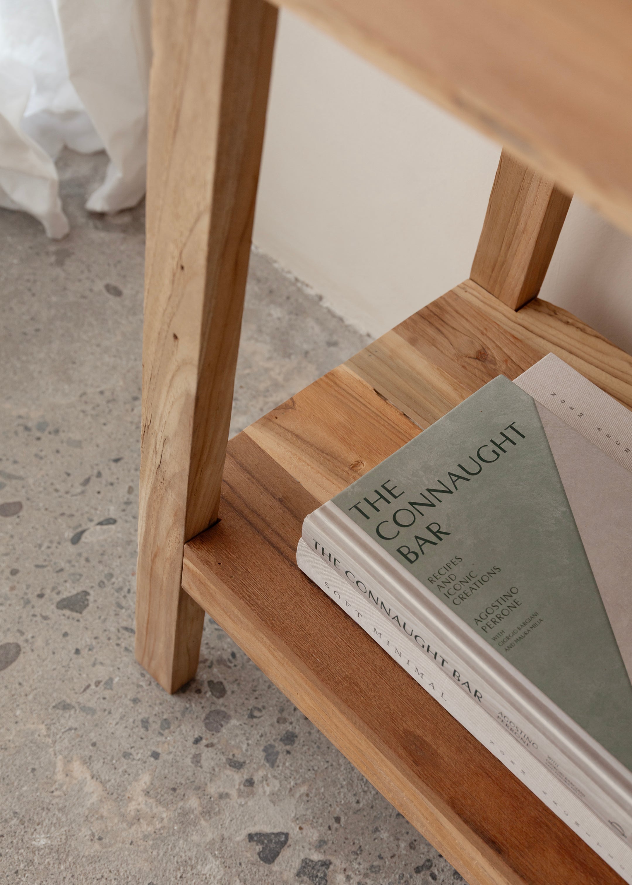 Sara Teak Console / Natural