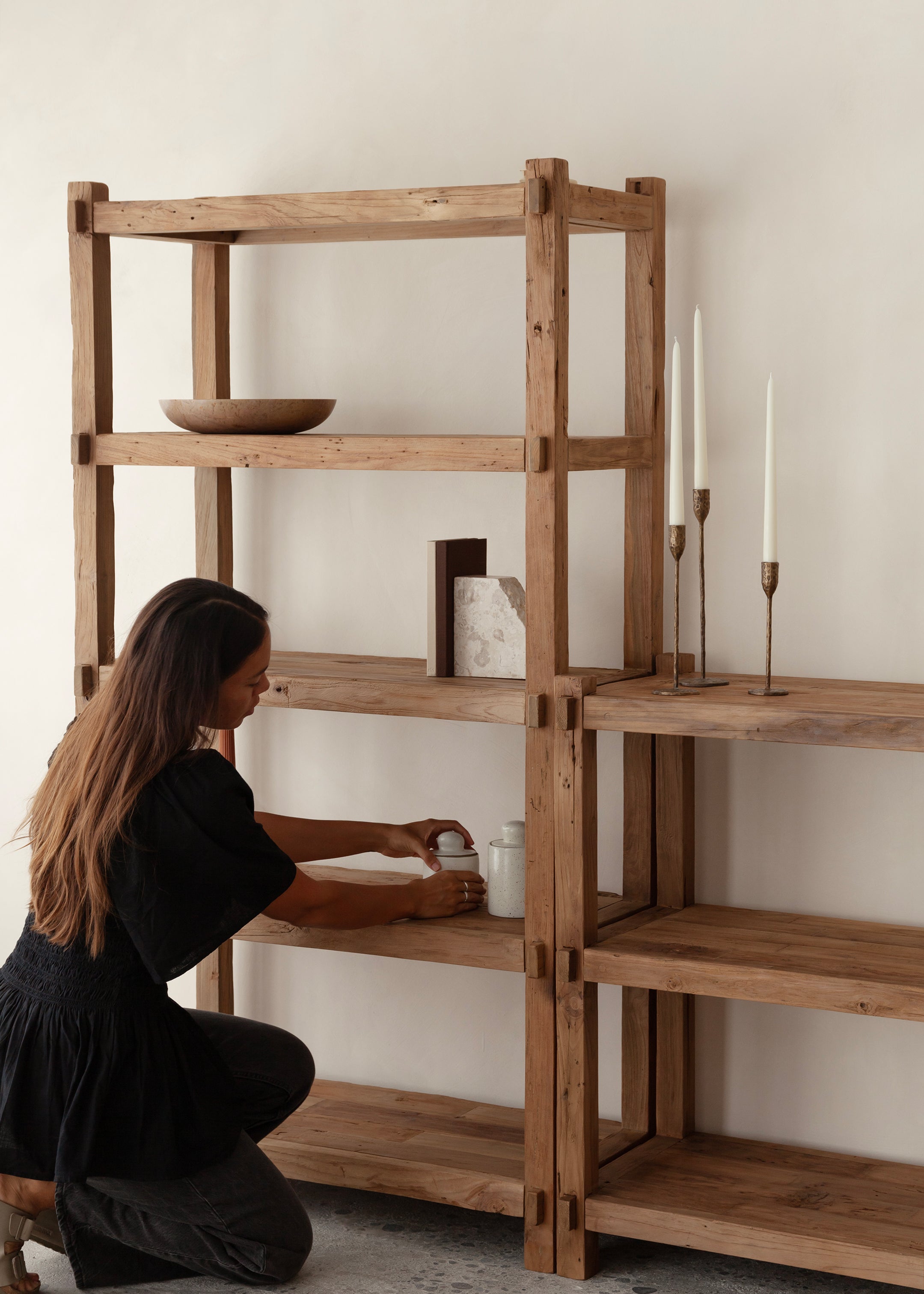 Saya Low Bookshelf 90cm / Dark Teak