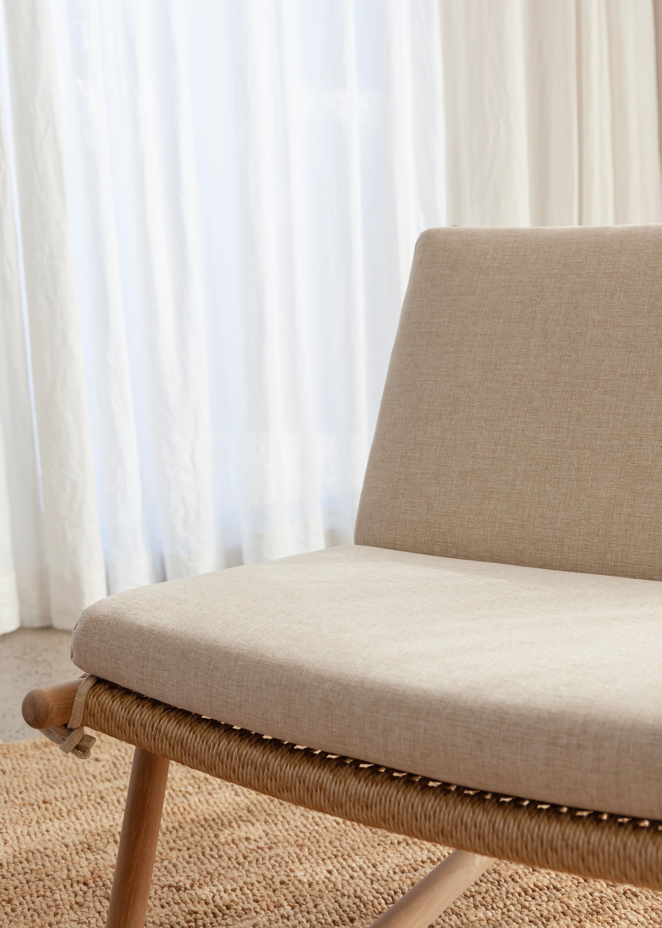 Siang Occasional Teak Chair / Outdoor