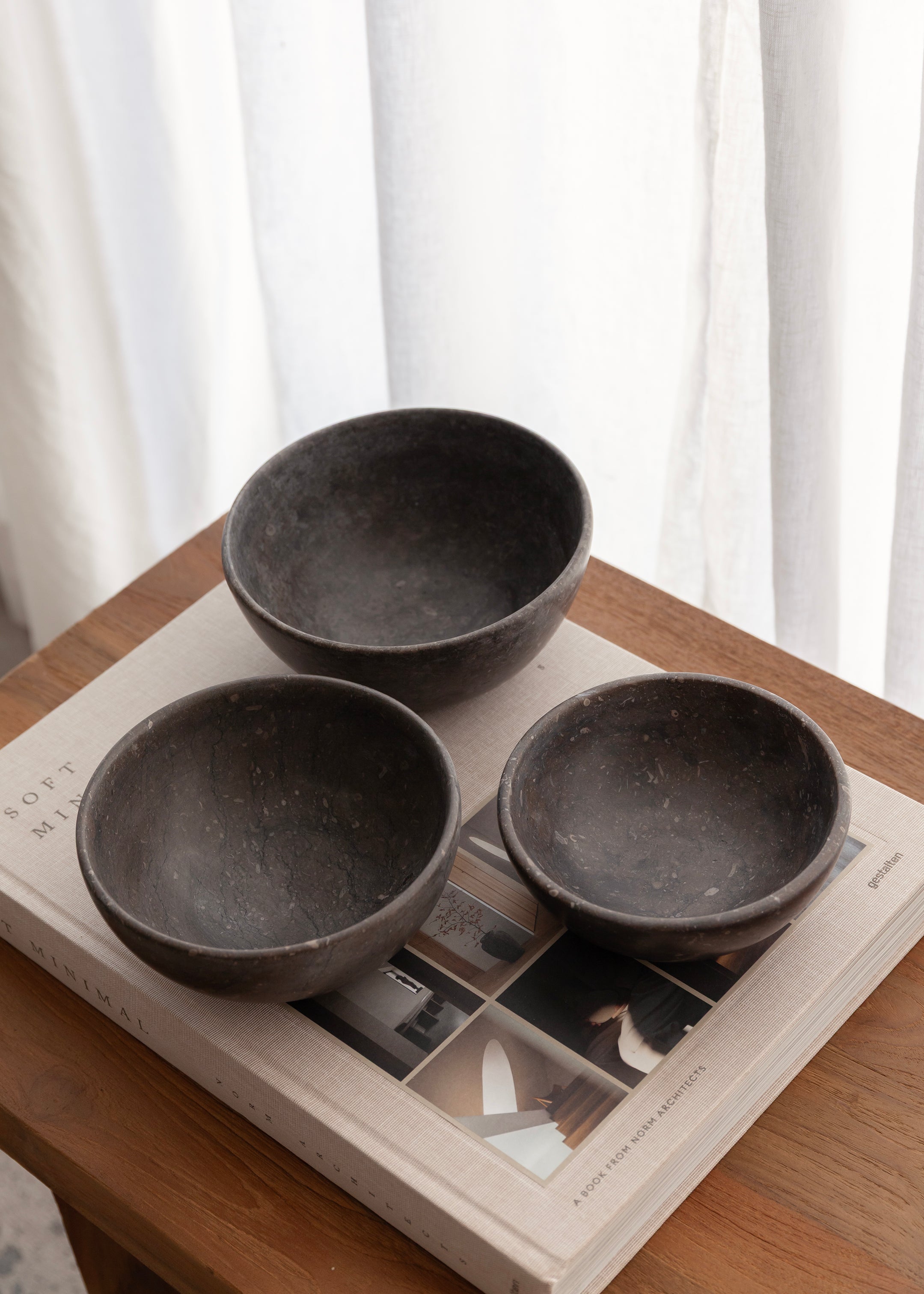 Suki Marble Stacking Bowl Set / Black