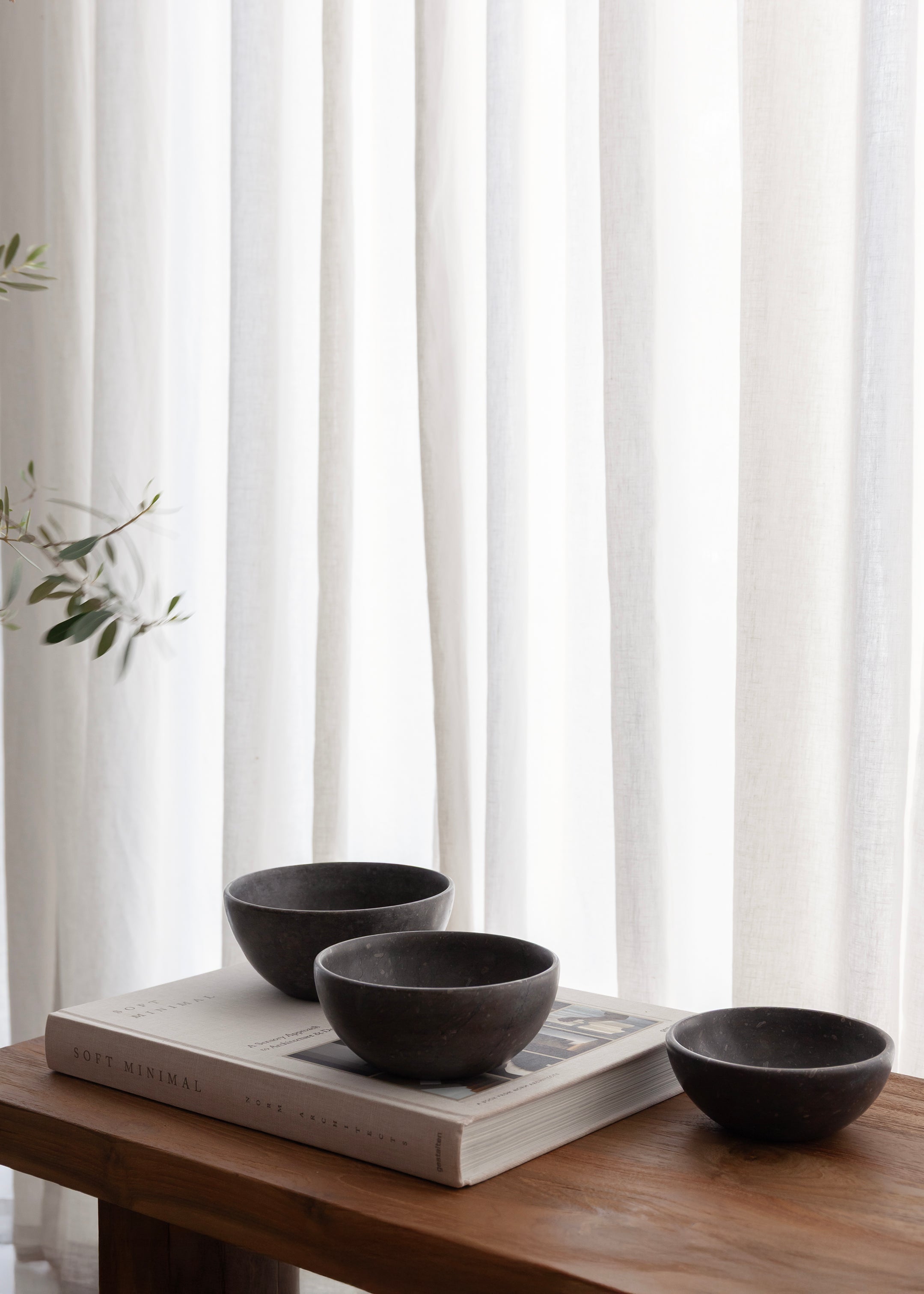 Suki Marble Stacking Bowl Set / Black