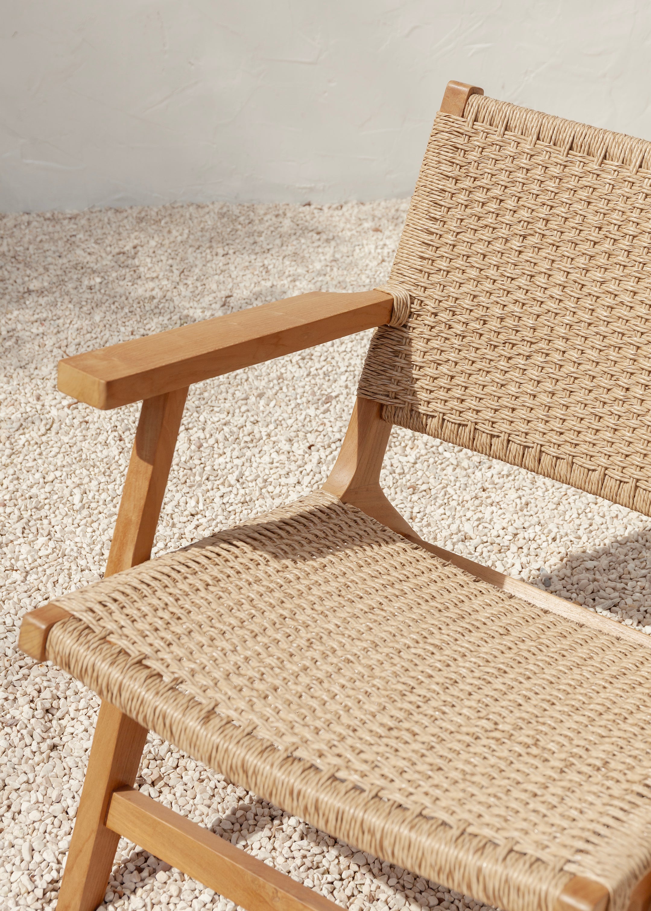 Sunday Teak Lounger with Arm Rest Outdoor / Natural