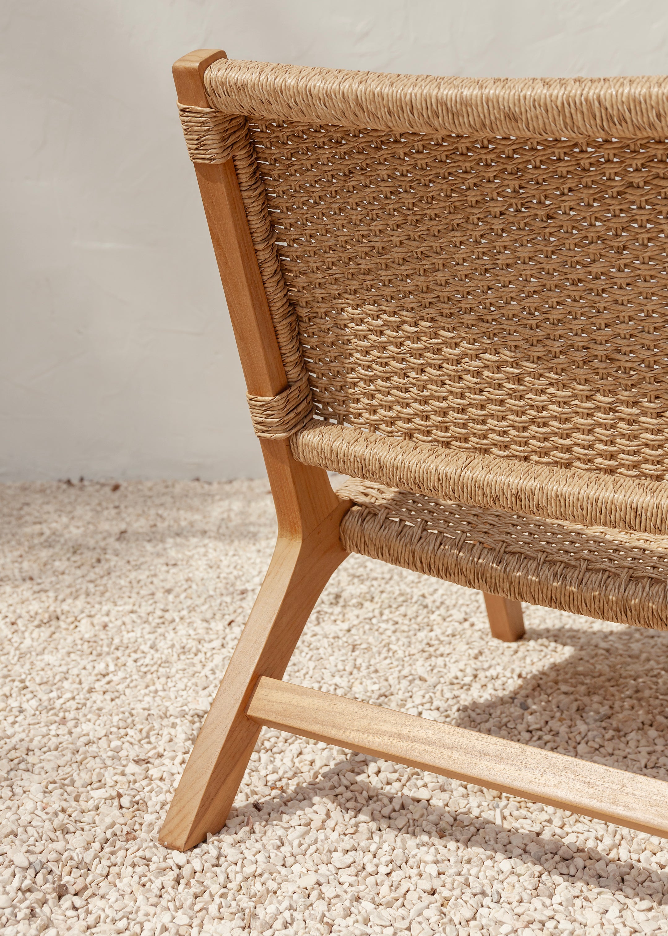 Sunday Teak Lounger with Arm Rest Outdoor / Natural