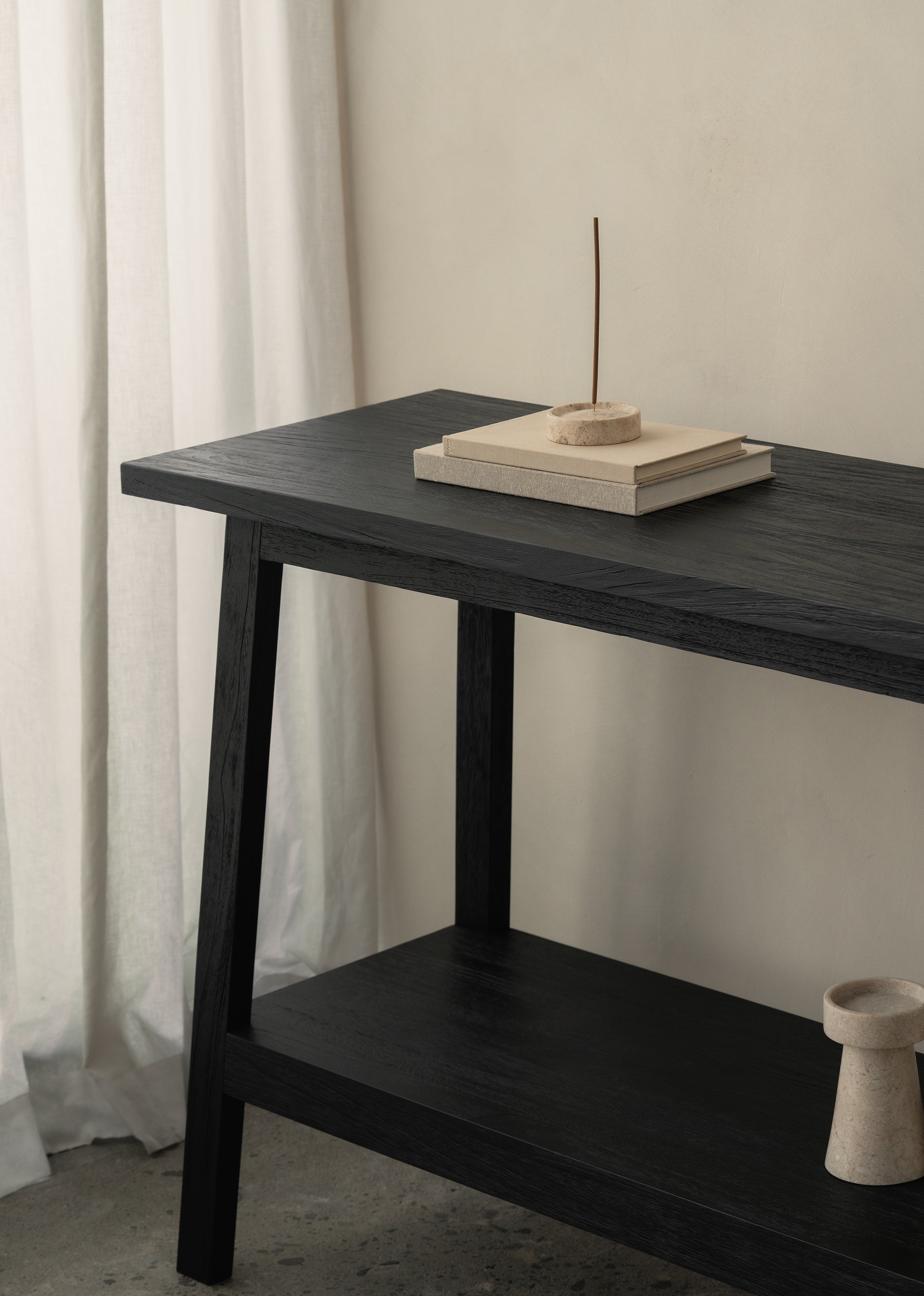Sadie Console / Black