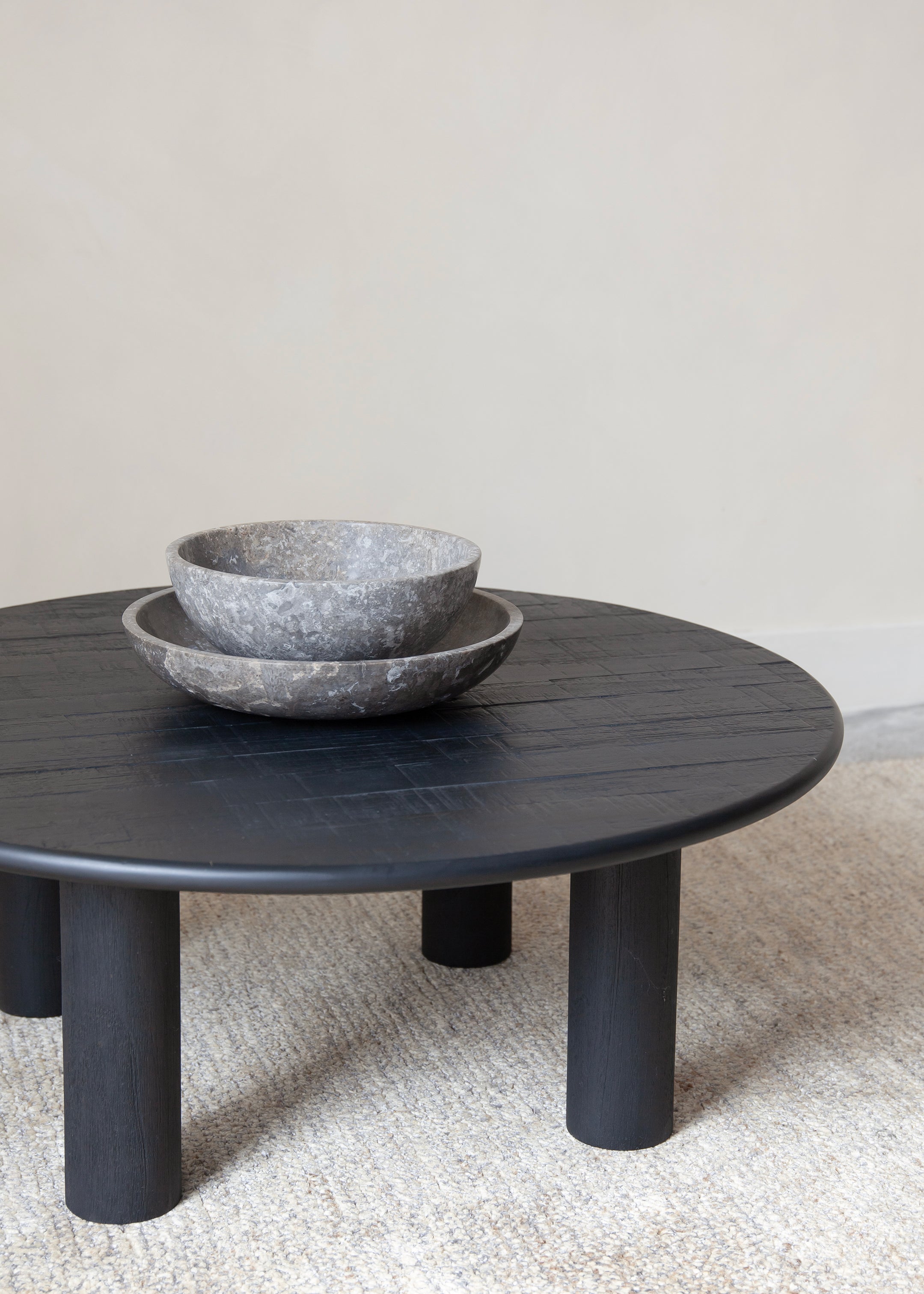 Umi Coffee Table / Black