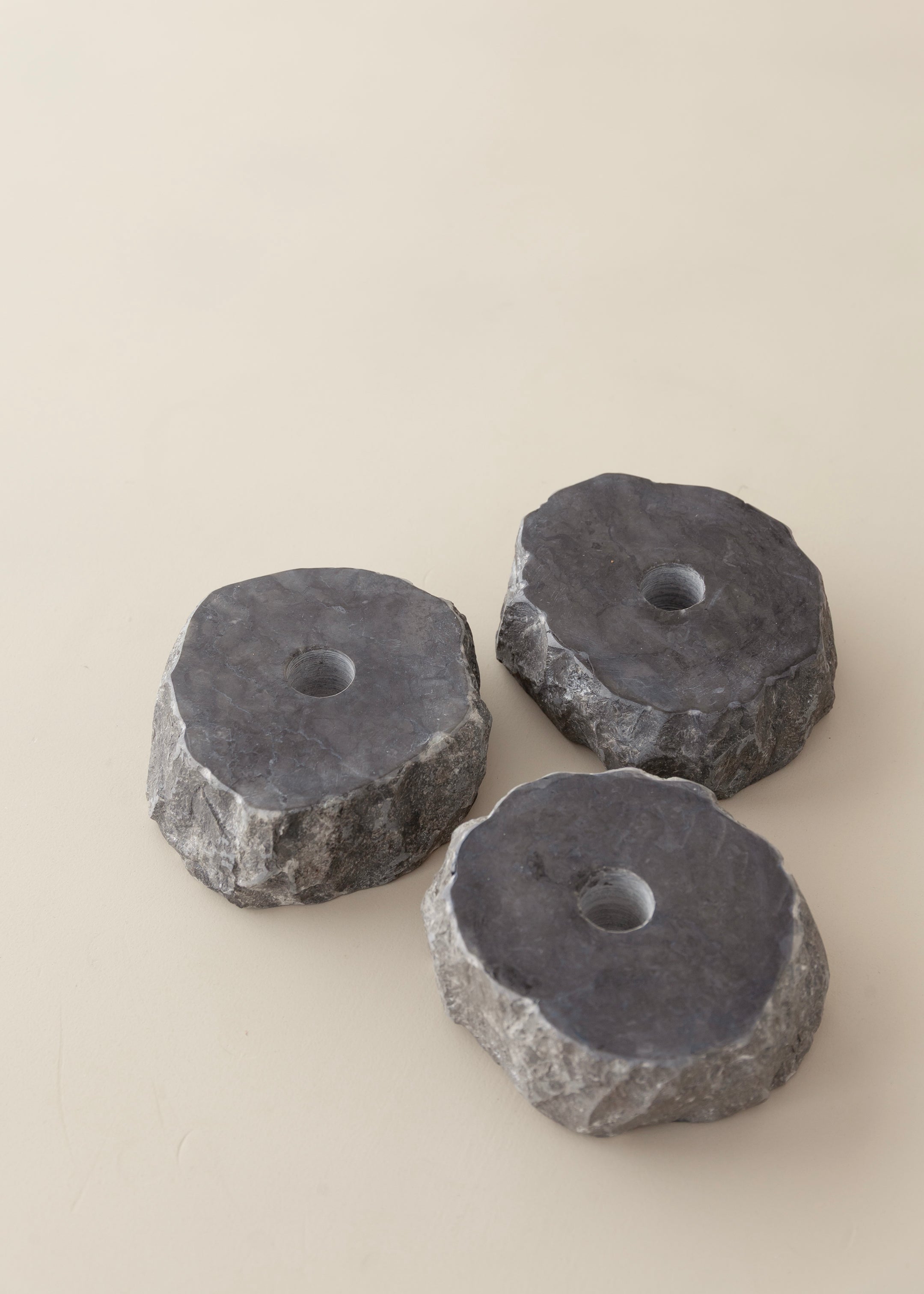 Vela Marble Candleholder / Black