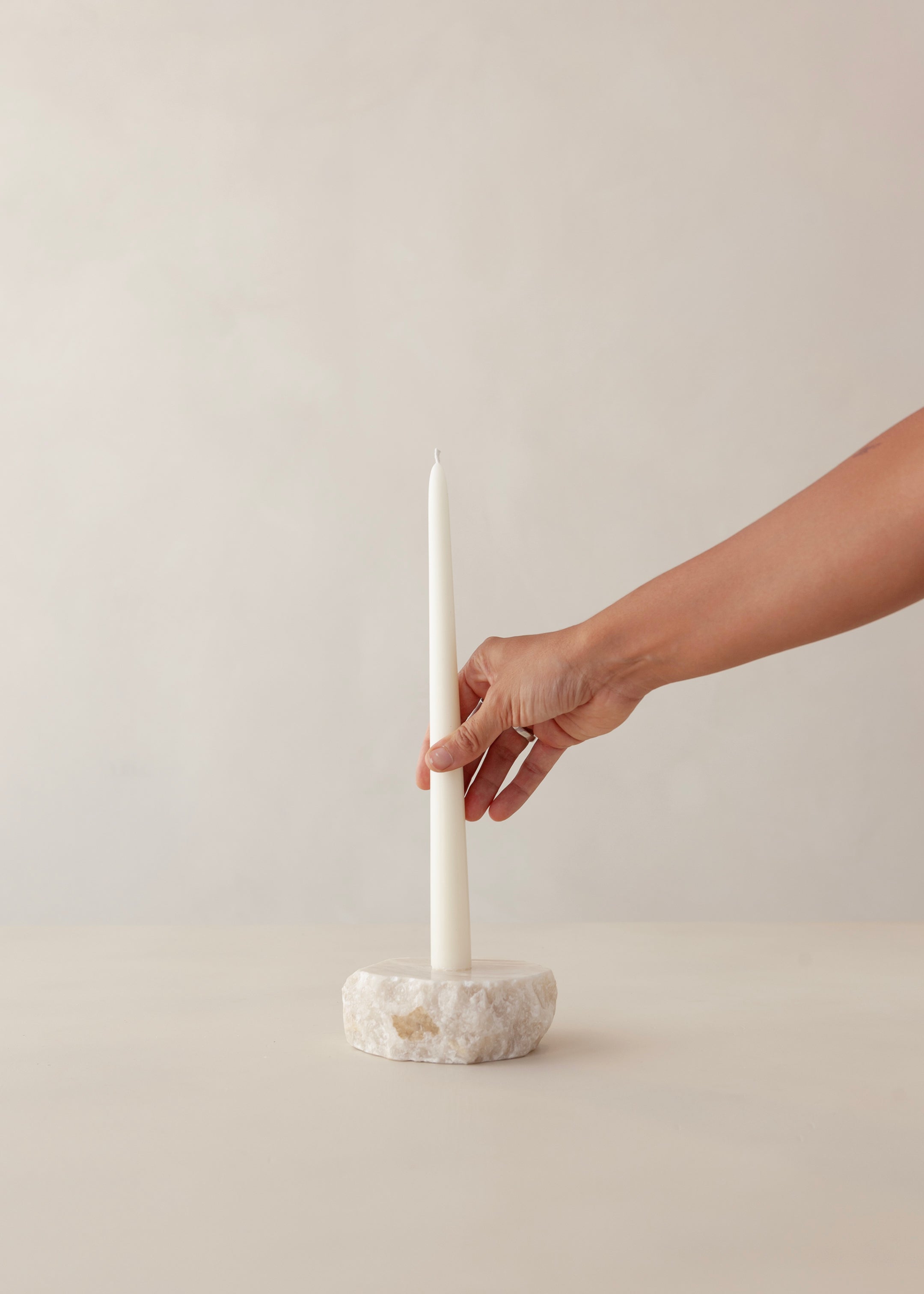 Vela Onyx Candleholder / Ivory