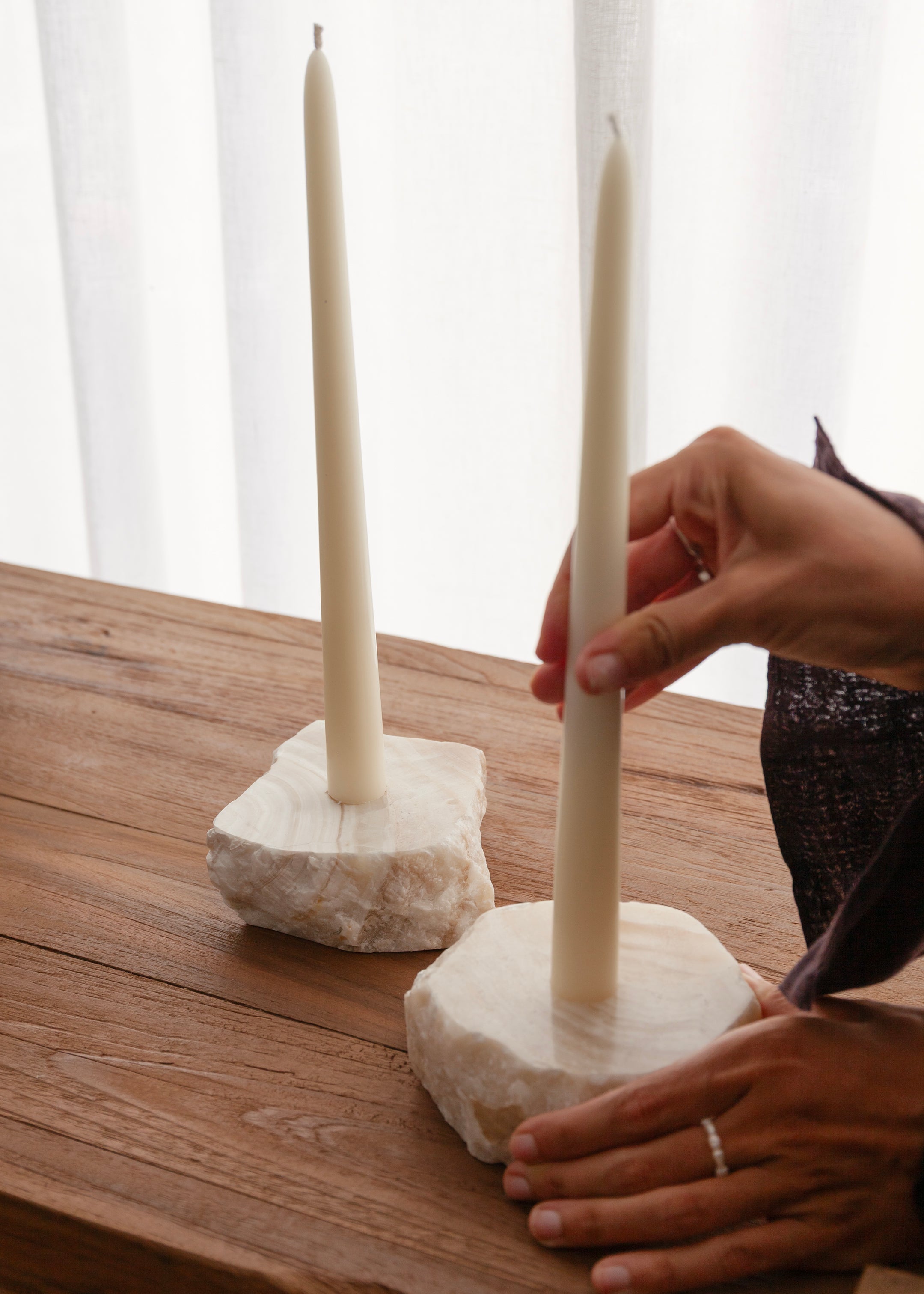 Vela Onyx Candleholder / Ivory
