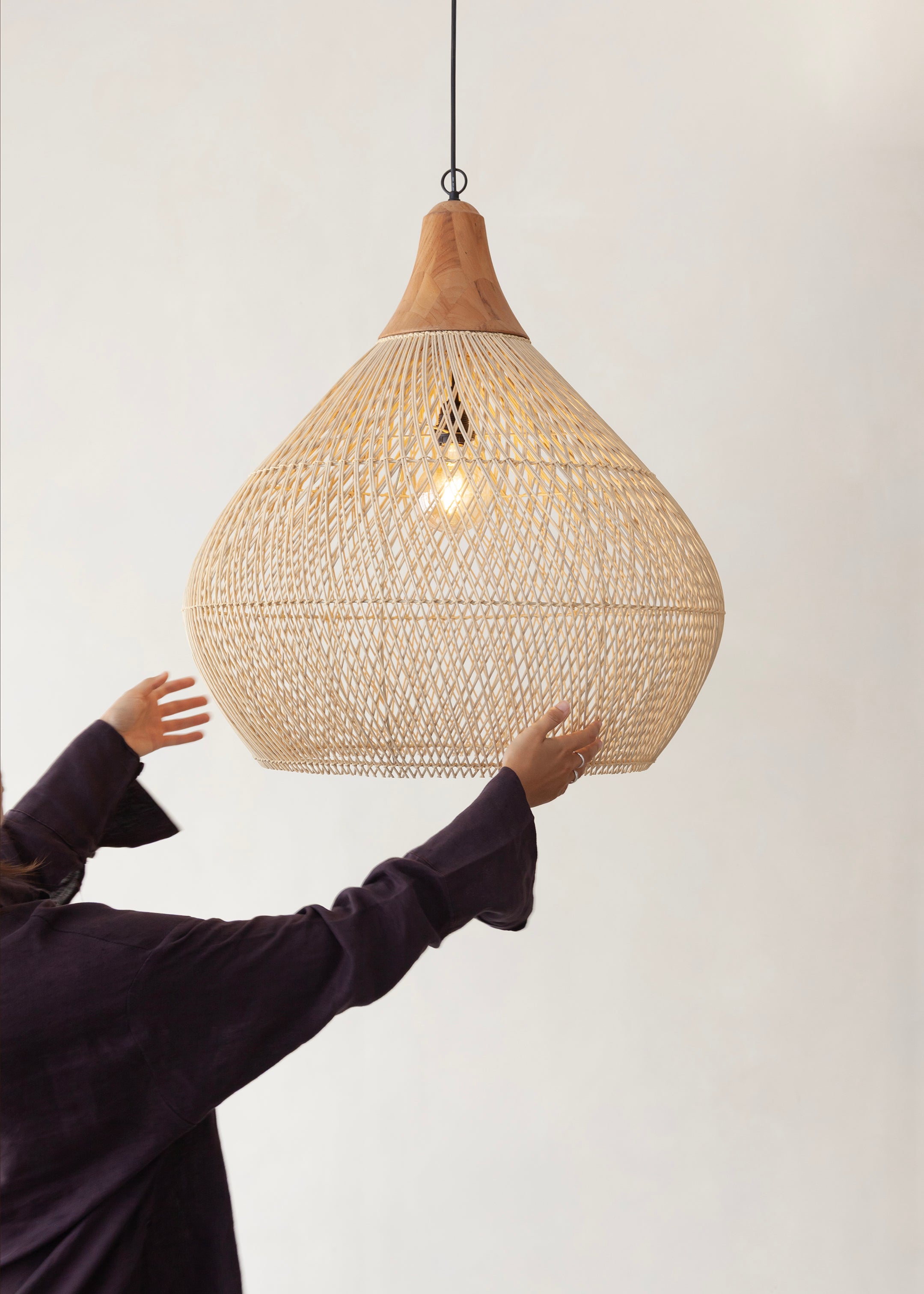 Vera Pendant / Natural