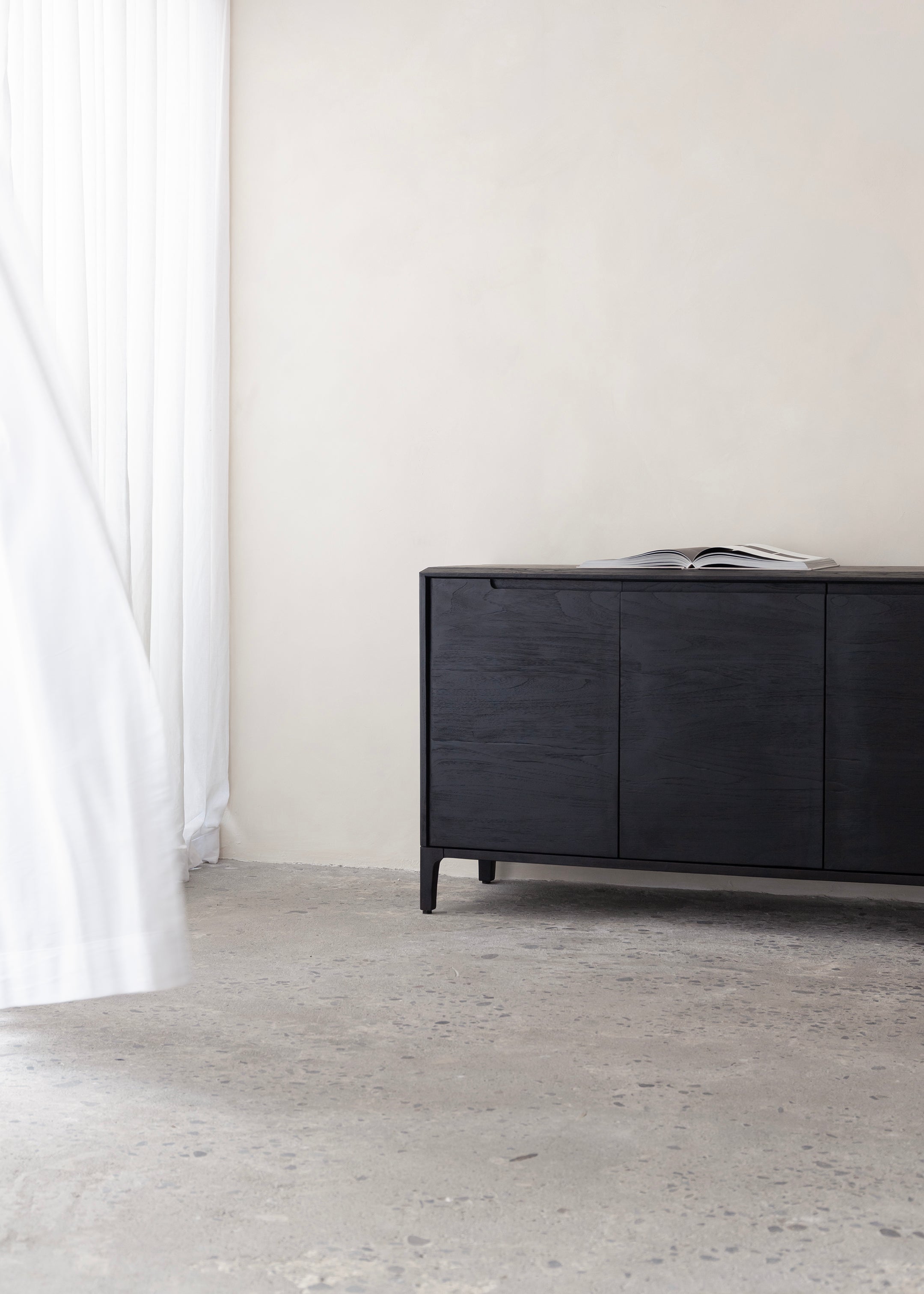 Vision Sideboard / Black
