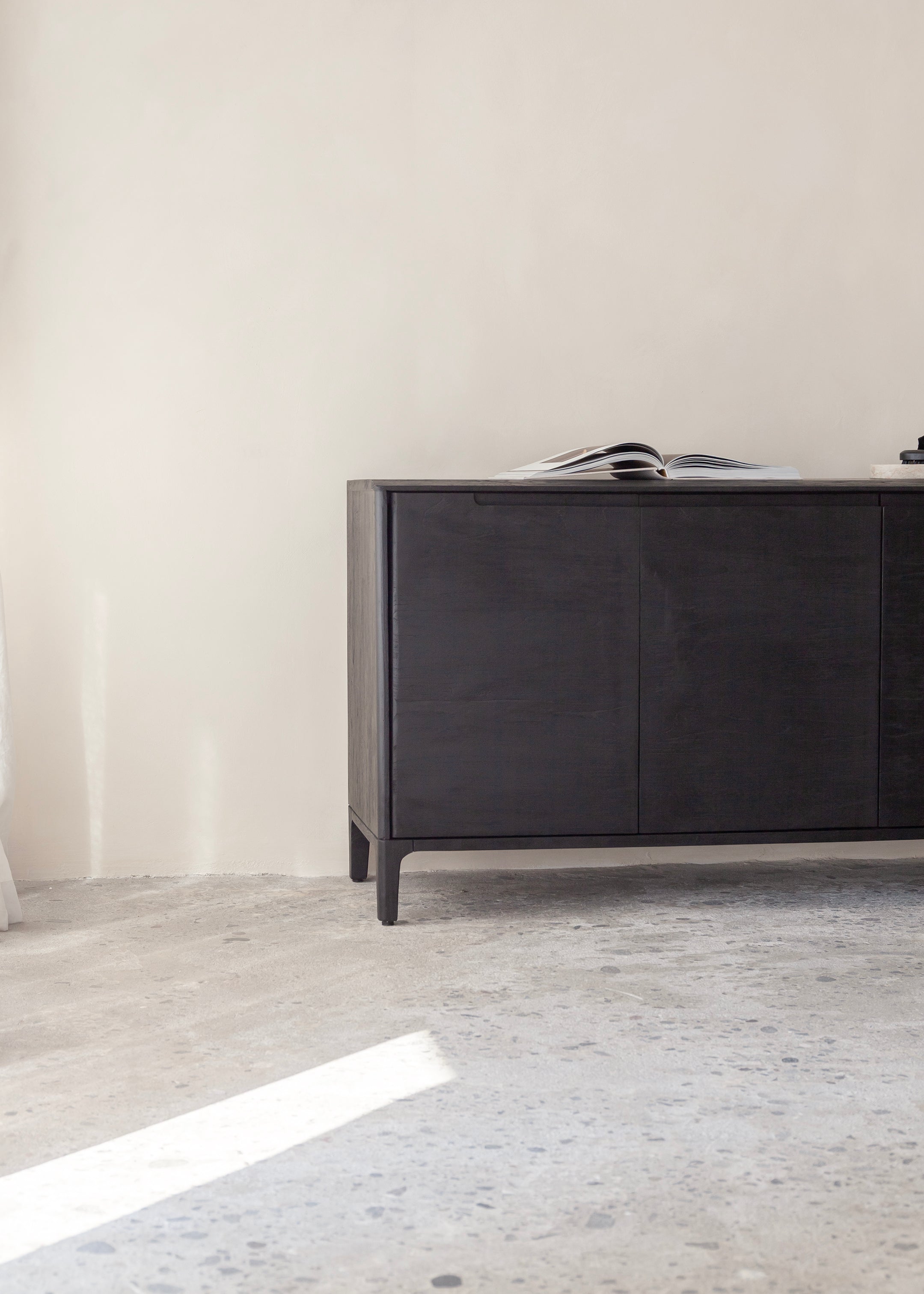 Vision Sideboard / Black