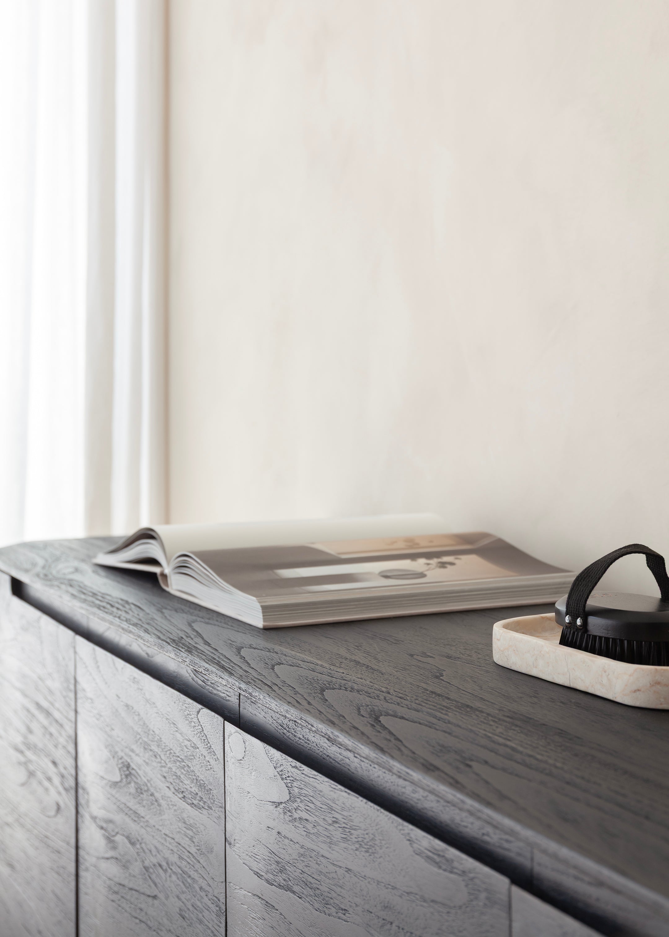 Vision Sideboard / Black
