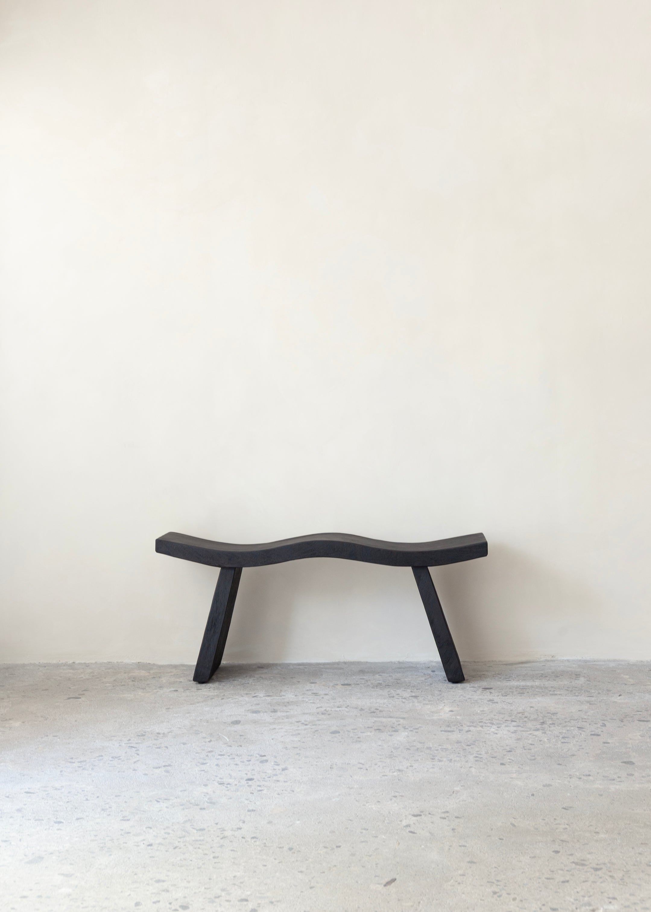 Wave Bench / Black