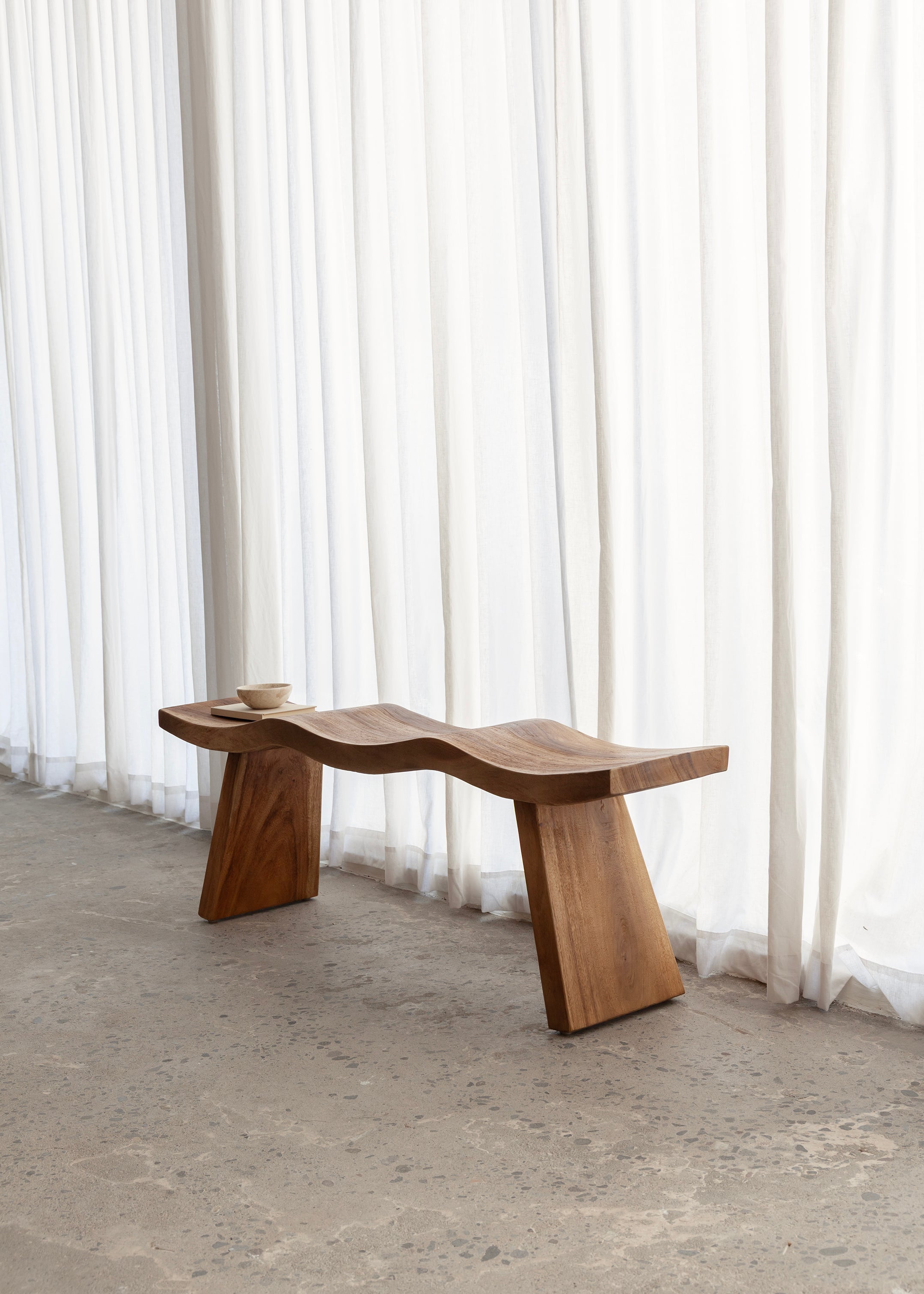 Wave Bench / Natural