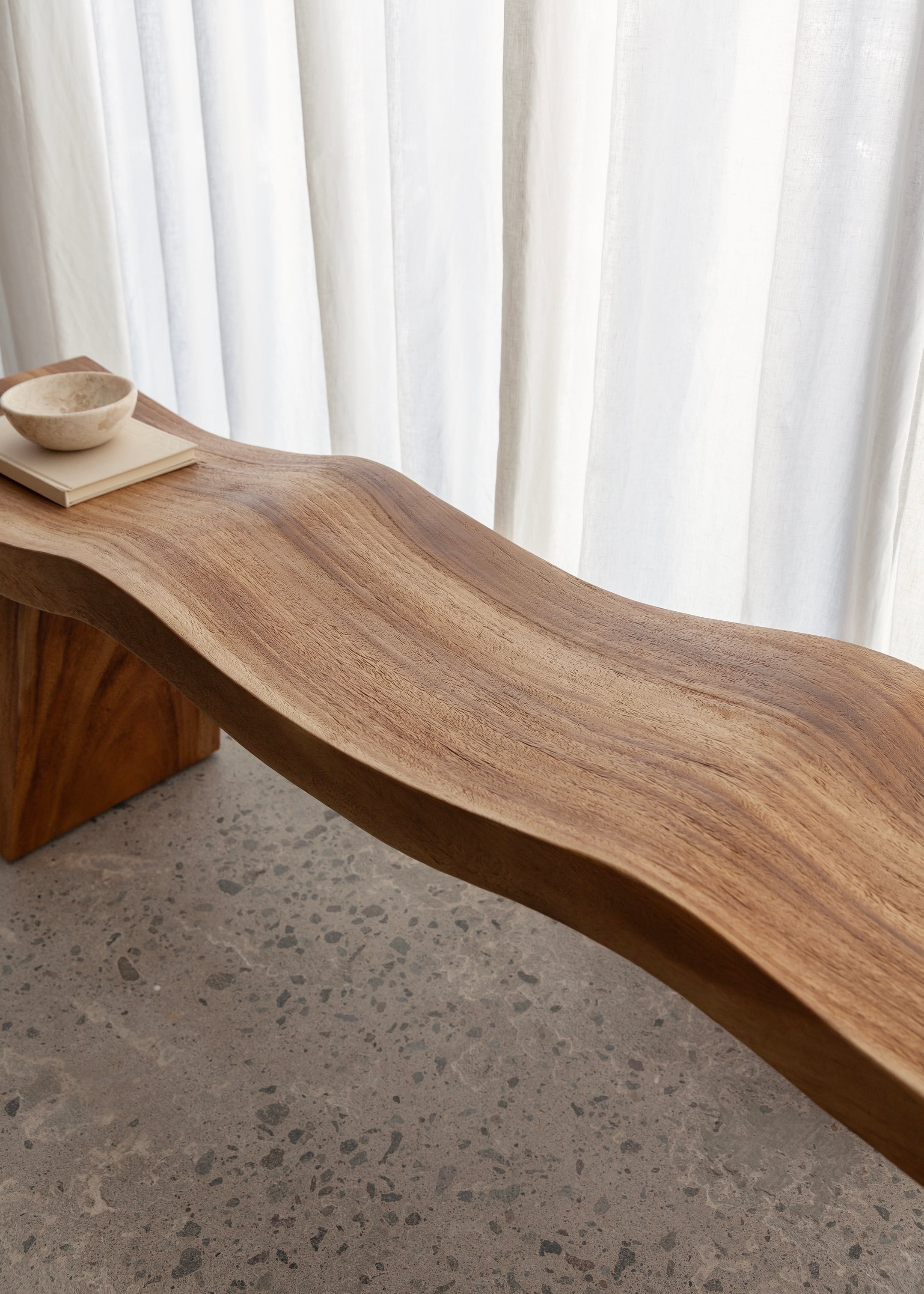 Wave Bench / Natural