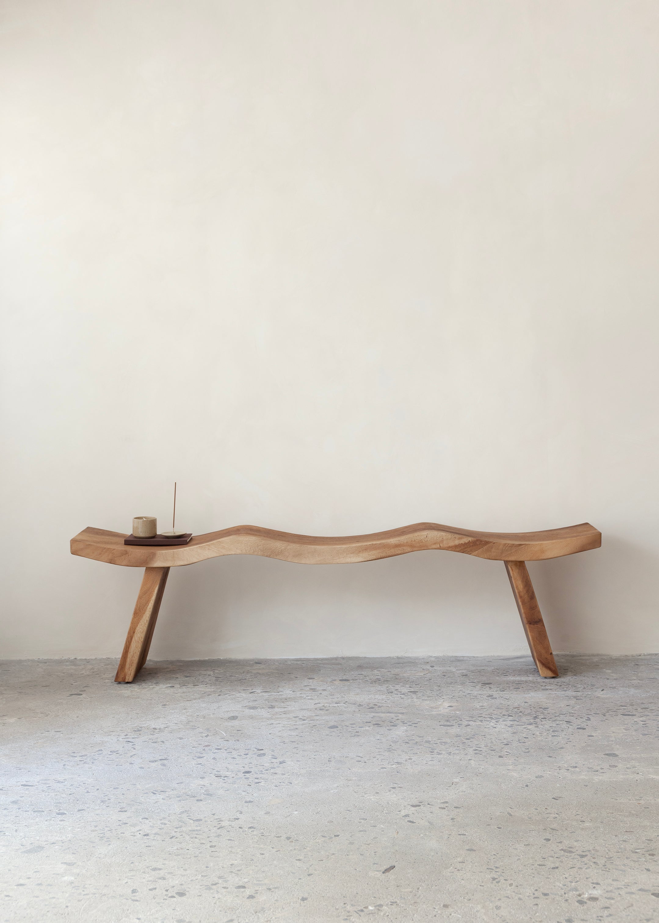 Wave Bench / Natural