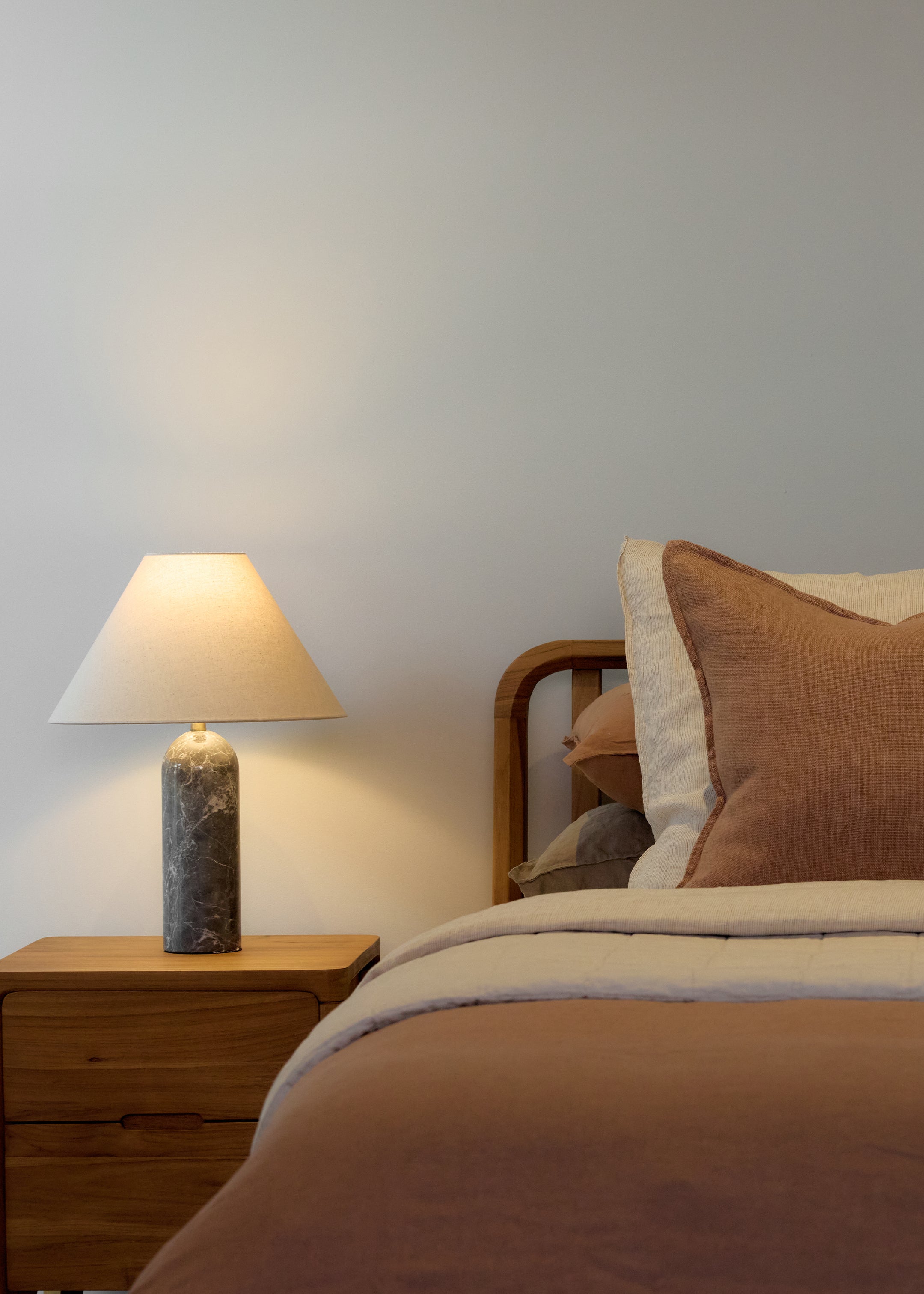 Alia Table Lamp